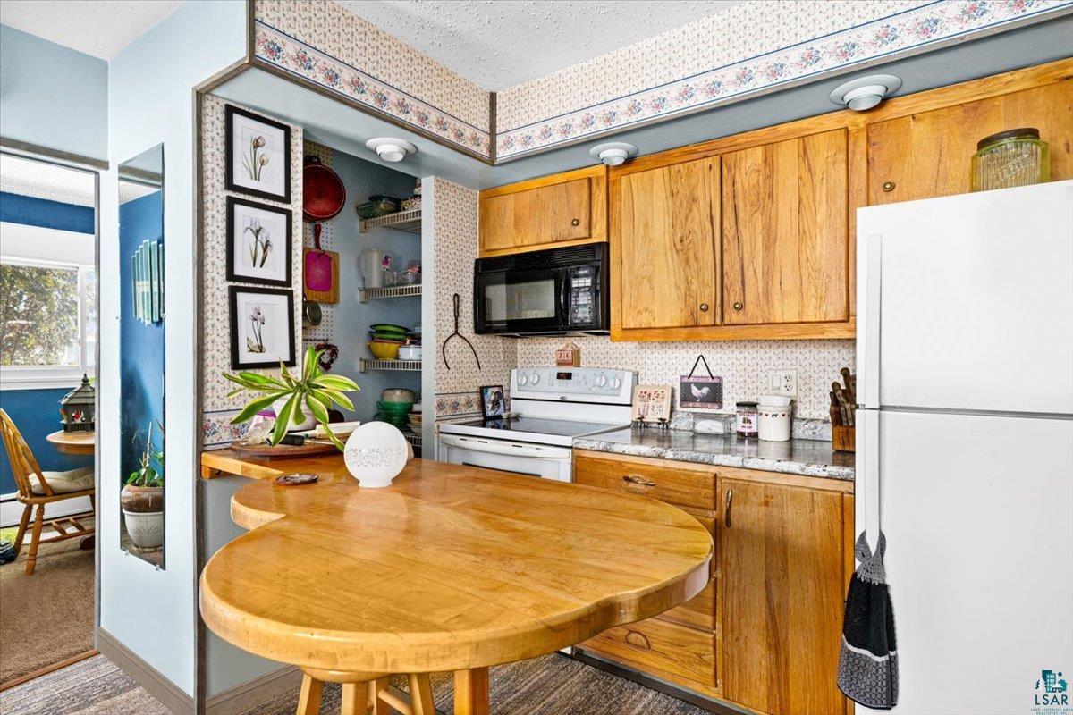 601 12th Ave, Two Harbors, MN 55616 Listing Photo  6