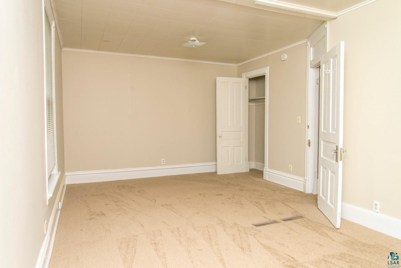 10-12 S 16th Ave E, Duluth, MN 55812 Listing Photo  7