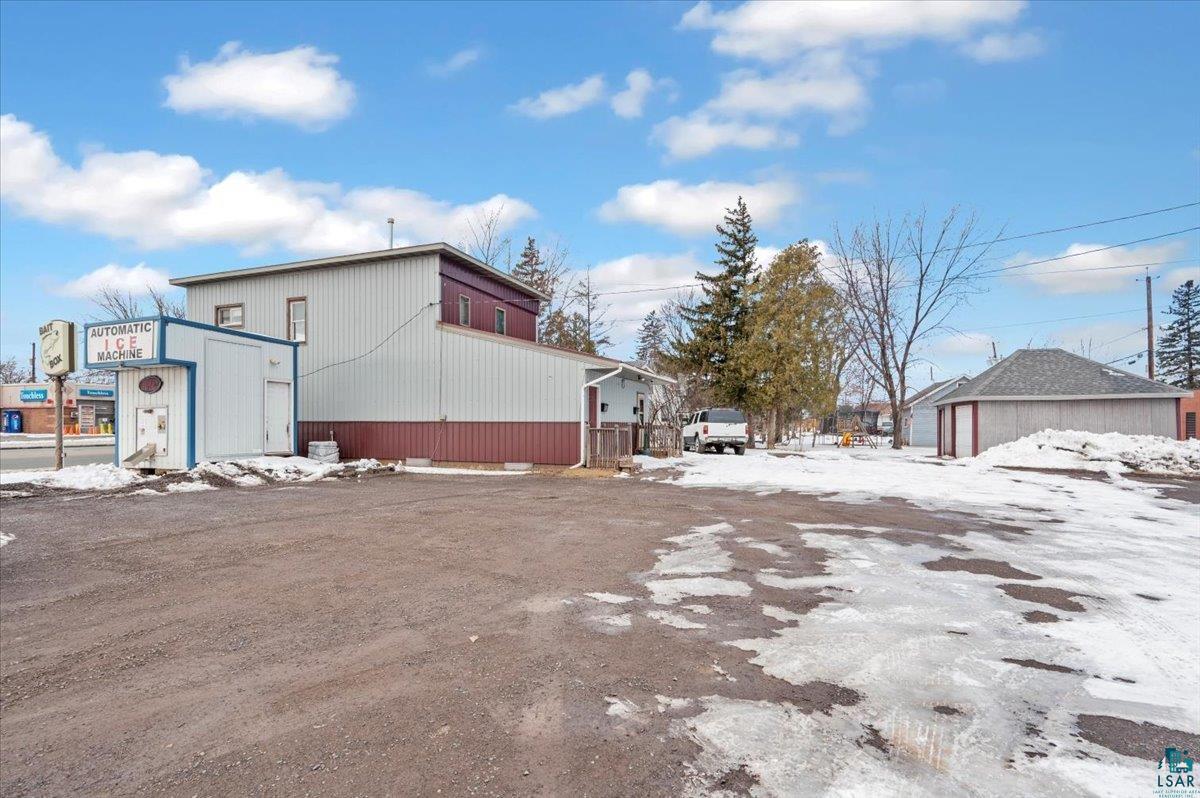 3729 E 2nd St, Superior, WI 54880 Listing Photo  4