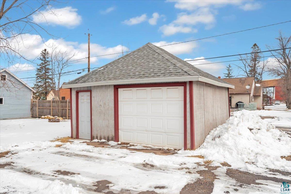 3729 E 2nd St, Superior, WI 54880 Listing Photo  5