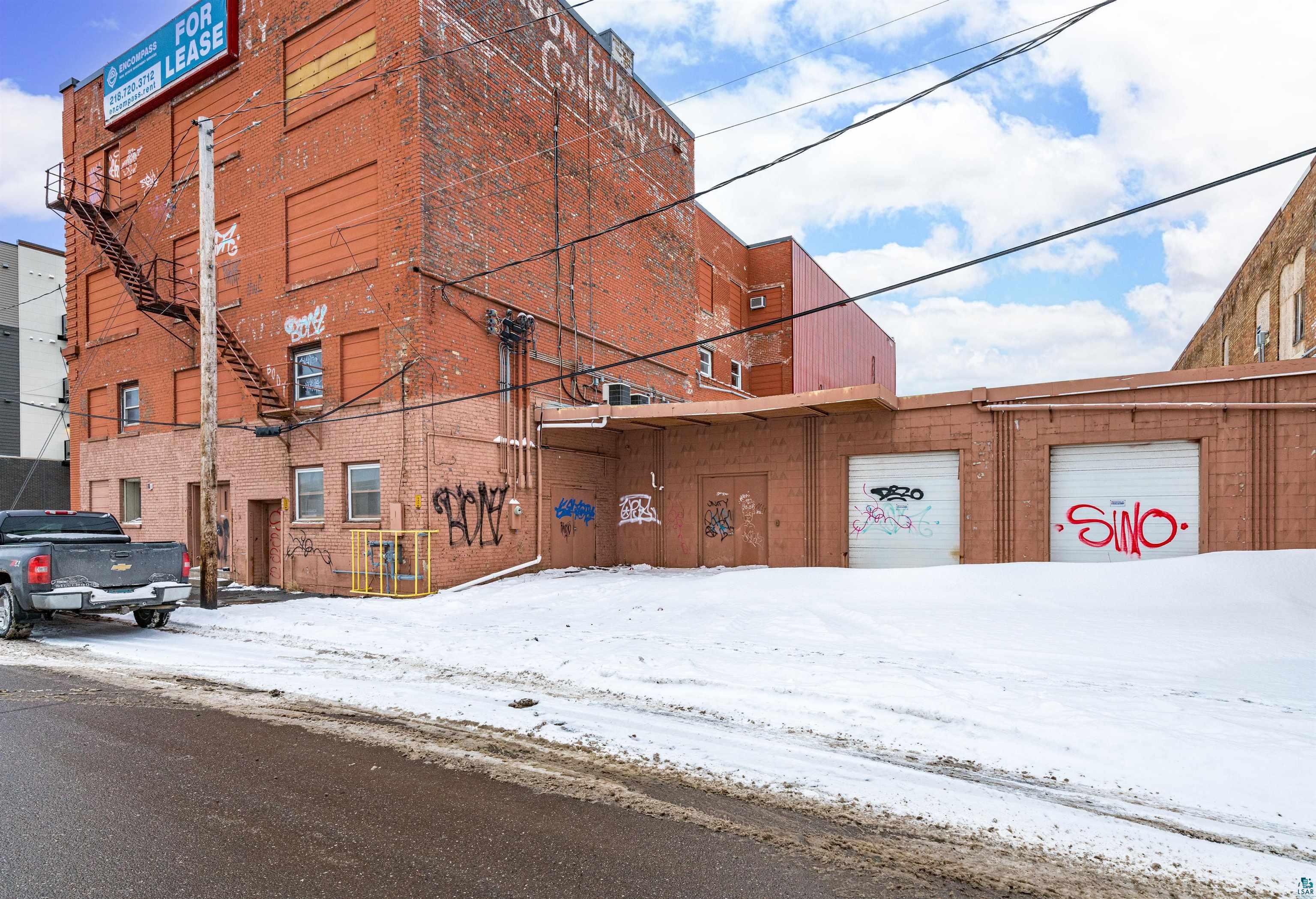 2030-32 W Superior St, Duluth, MN 55806 Listing Photo  2