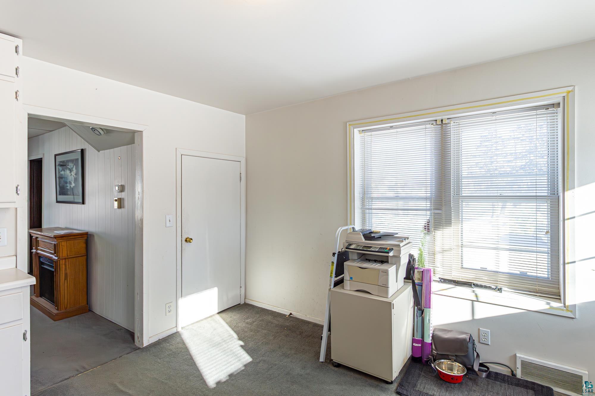 628 E Sheridan St, Ely, MN 55731 Listing Photo  5