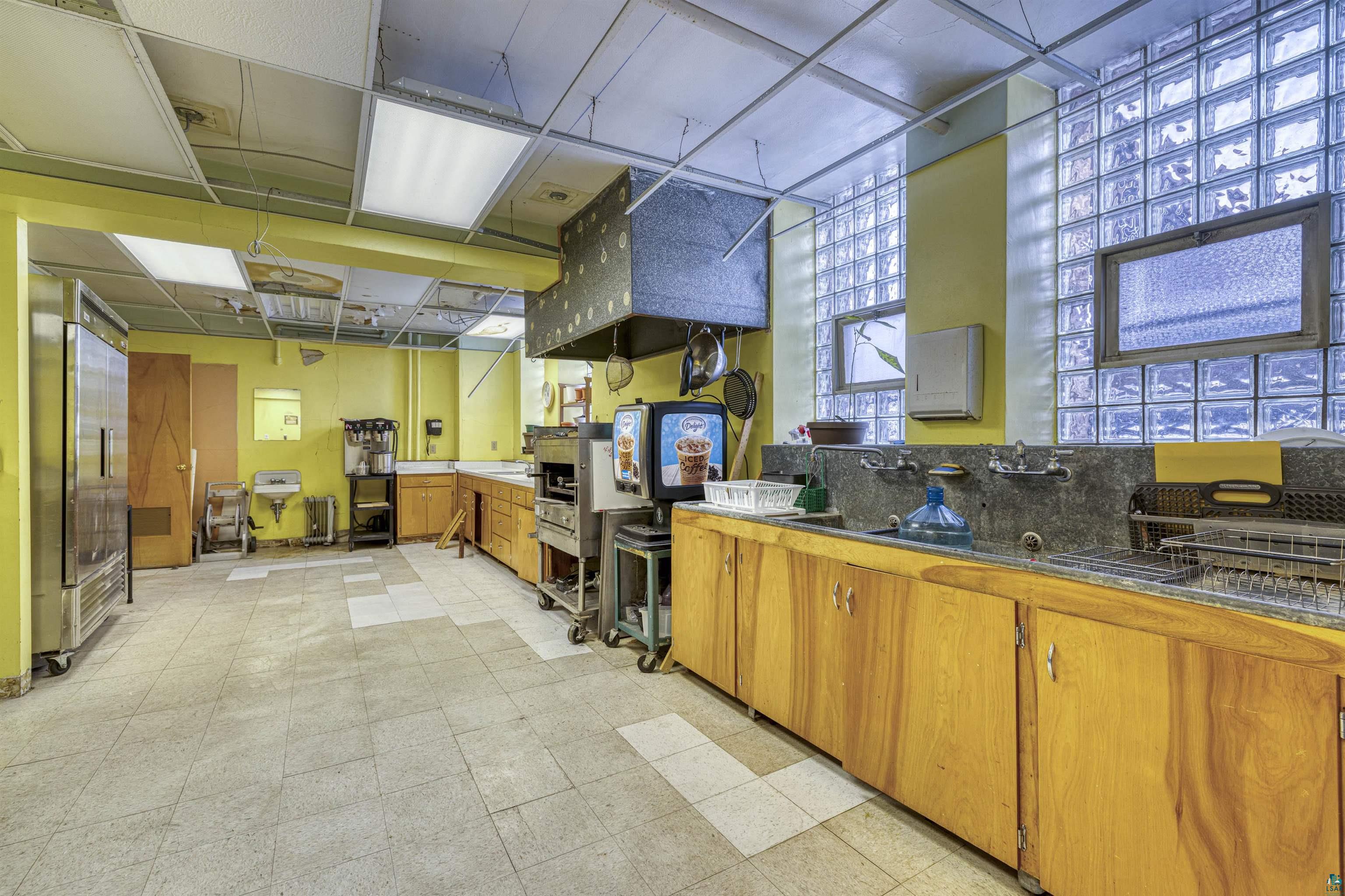 2302/2310 W 3rd St, Duluth, MN 55806 Listing Photo  14
