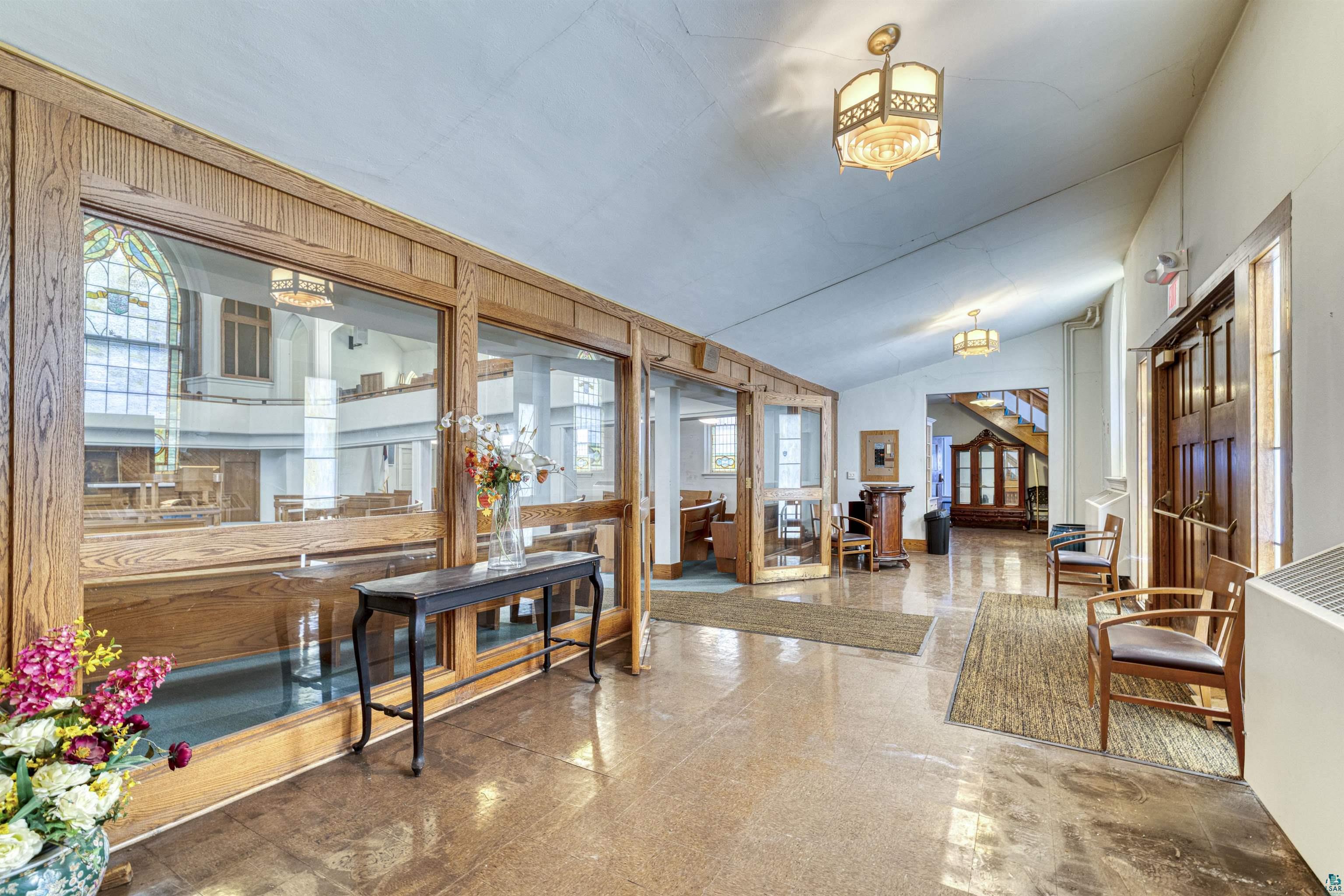 2302/2310 W 3rd St, Duluth, MN 55806 Listing Photo  4