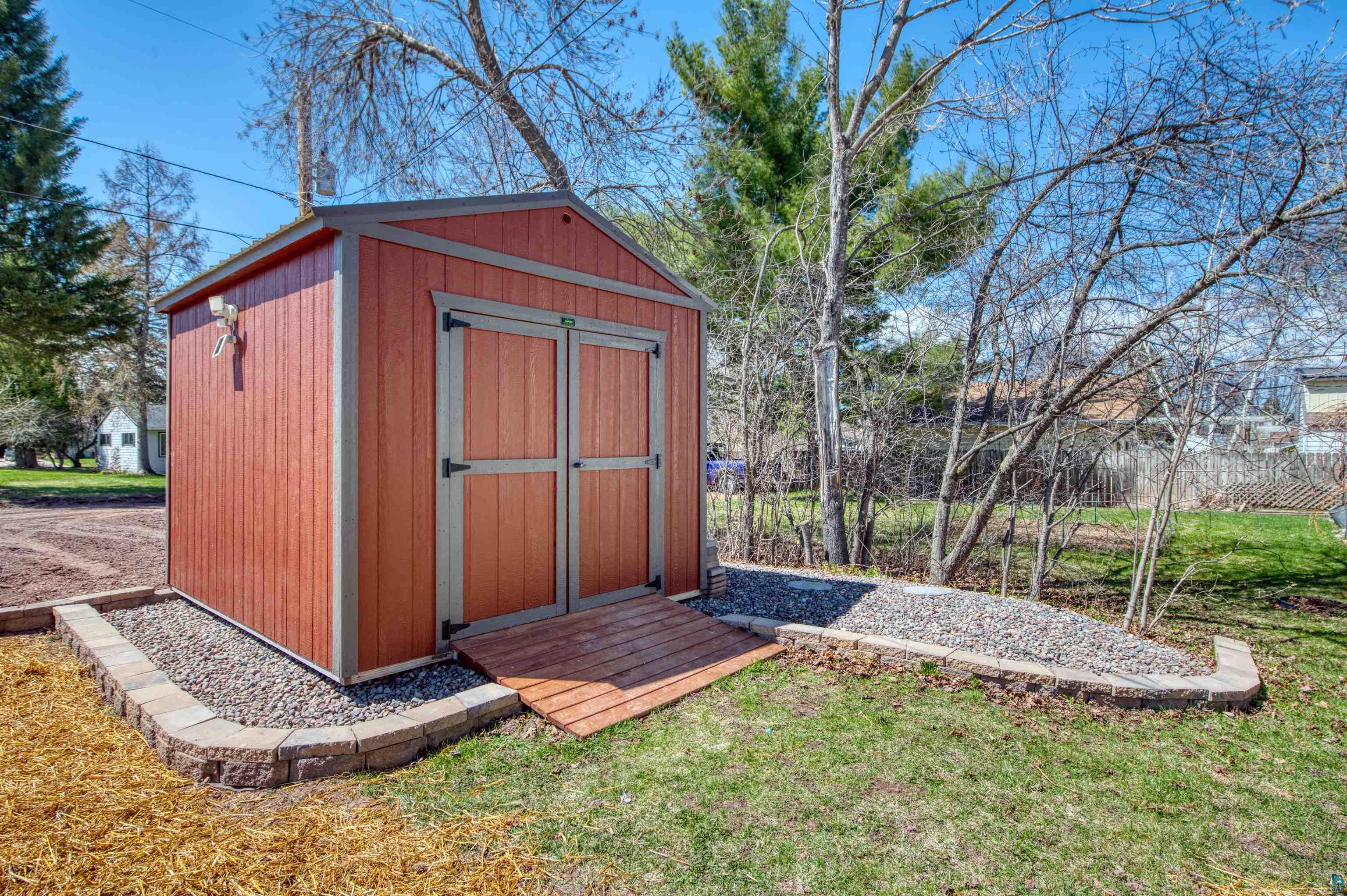 915 11th Ave W, Ashland, WI 54806 Listing Photo  22