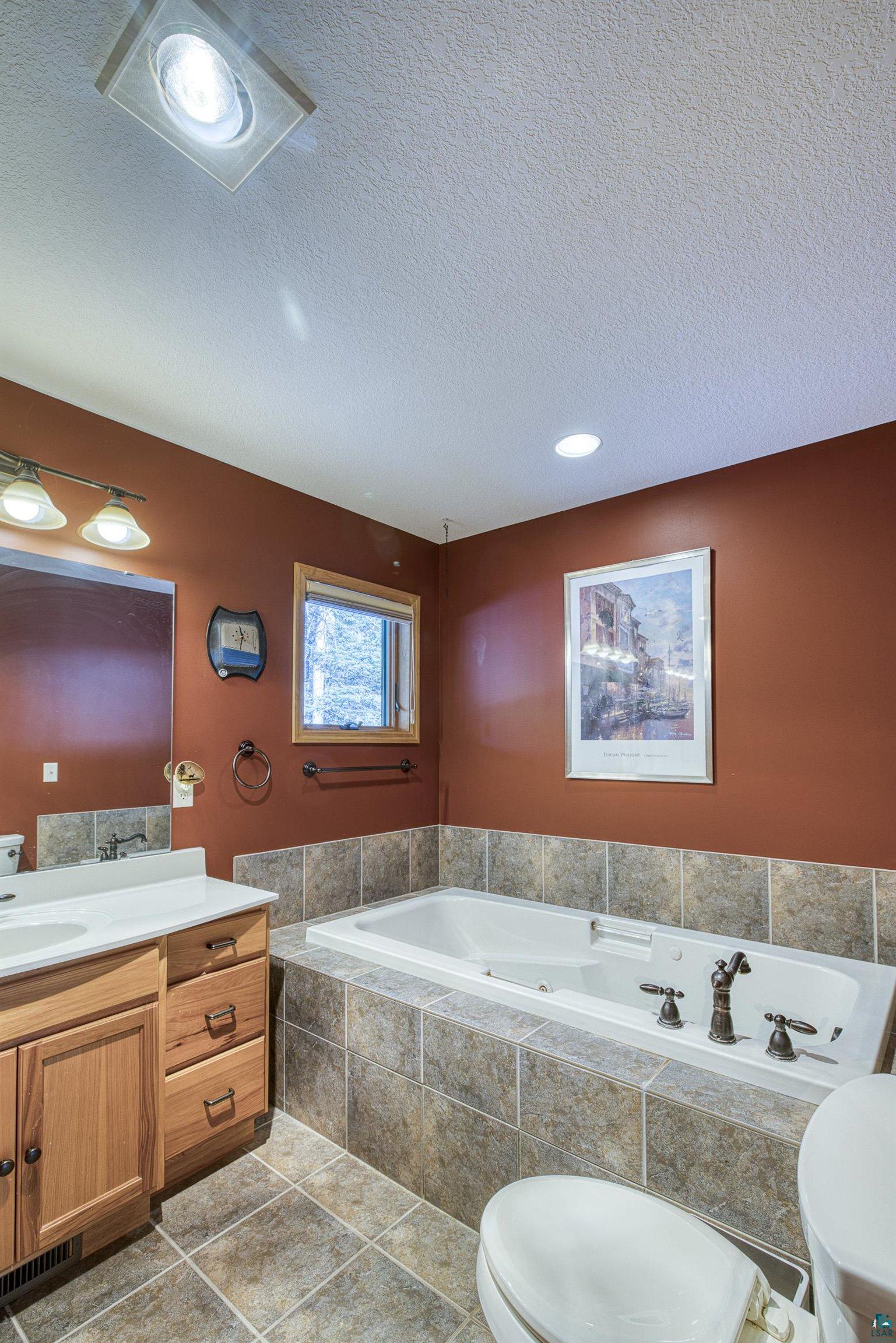 2472 Cliff View Cr, Two Harbors, MN 55616 Listing Photo  20