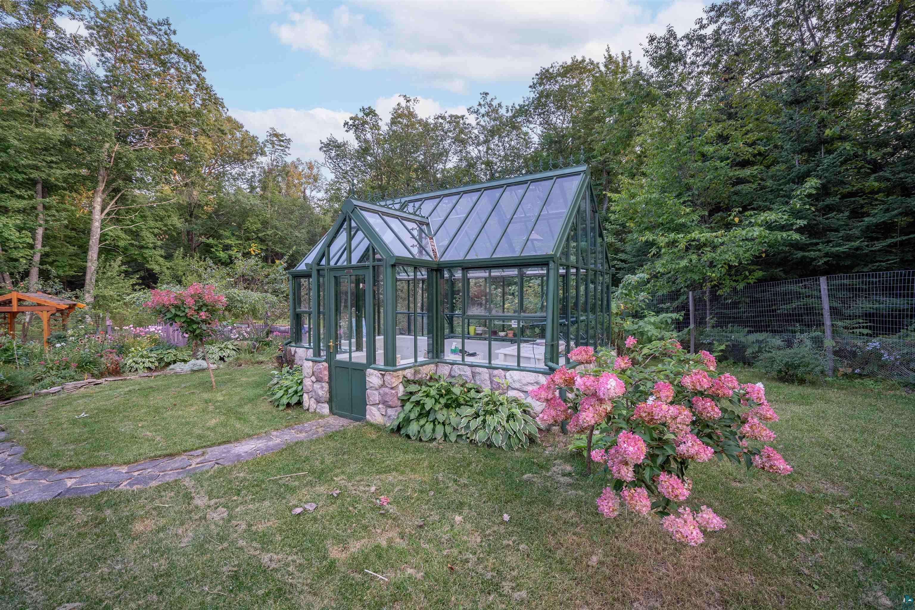 8280 S County Rd A, Superior, WI 54880 Listing Photo  42