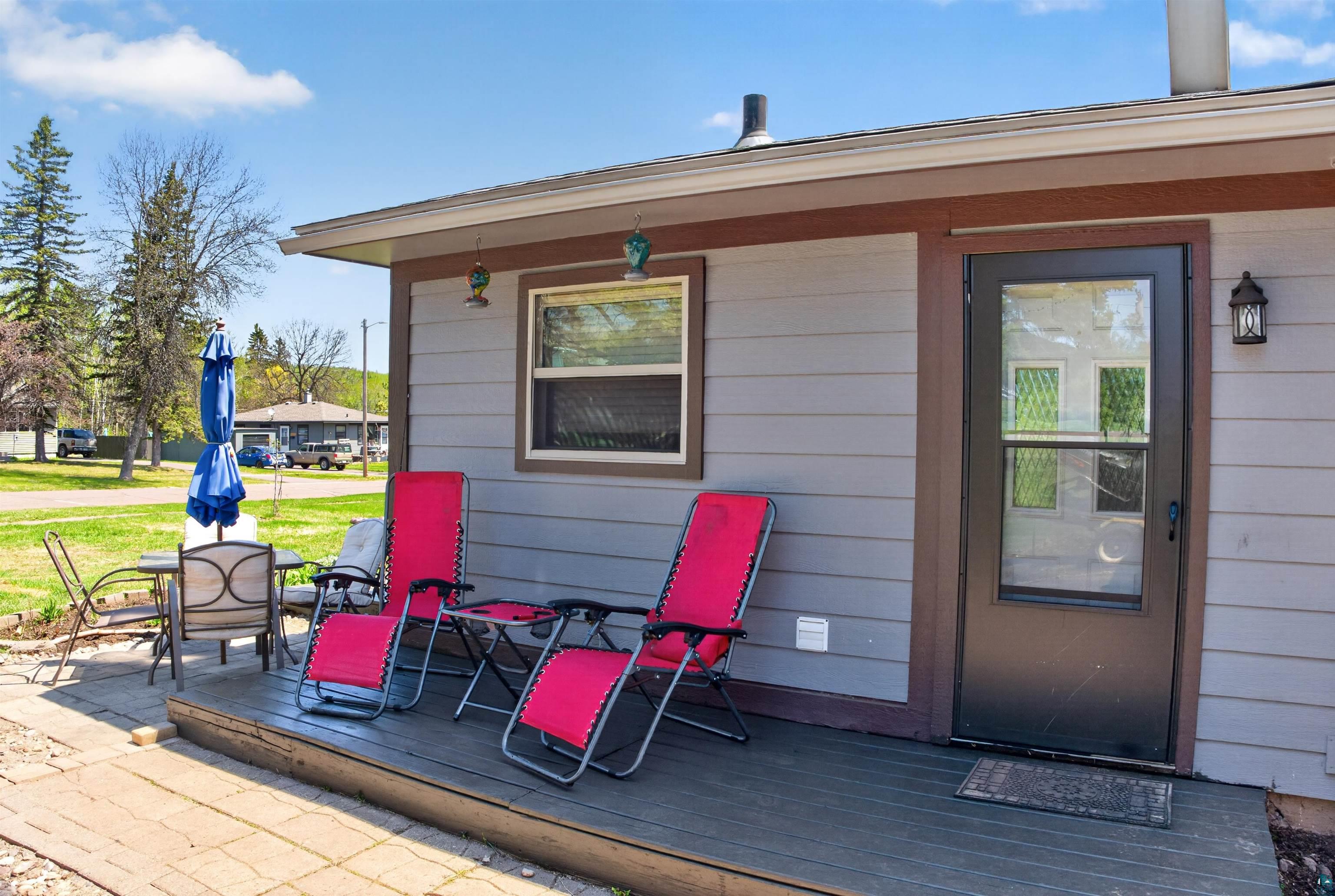 39 Edison Blvd, Silver Bay, MN 55614 Listing Photo  3
