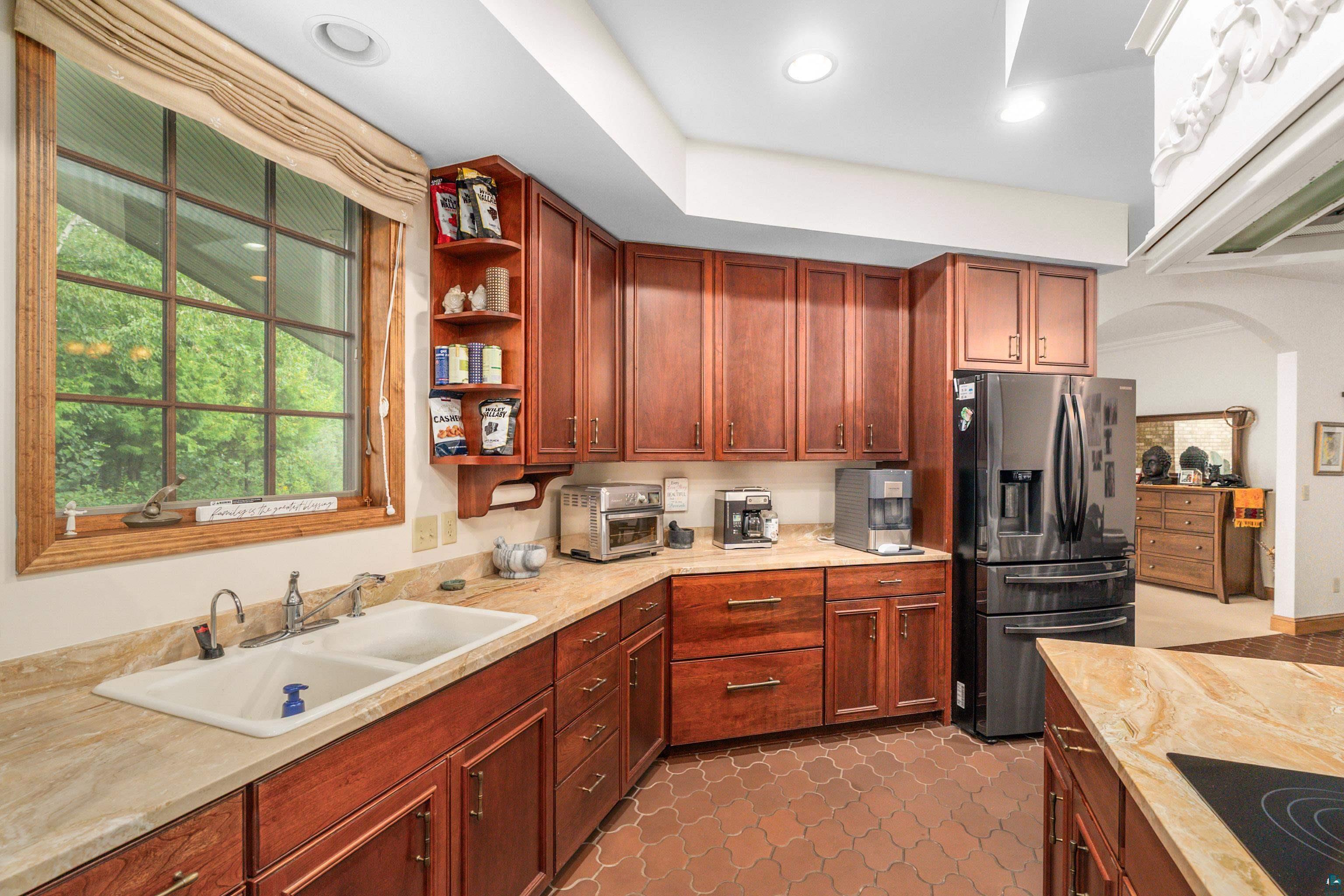 5616 McQuade Rd, Duluth, MN 55804 Listing Photo  55