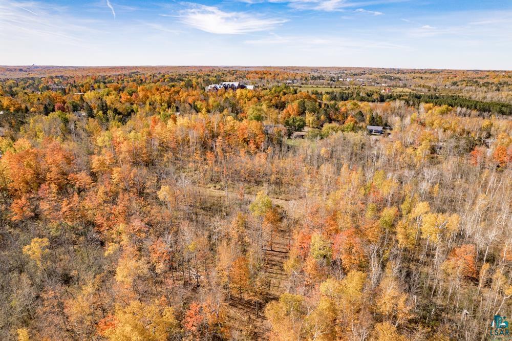 xxx Amity Drive, Duluth, MN 55803 Listing Photo  12