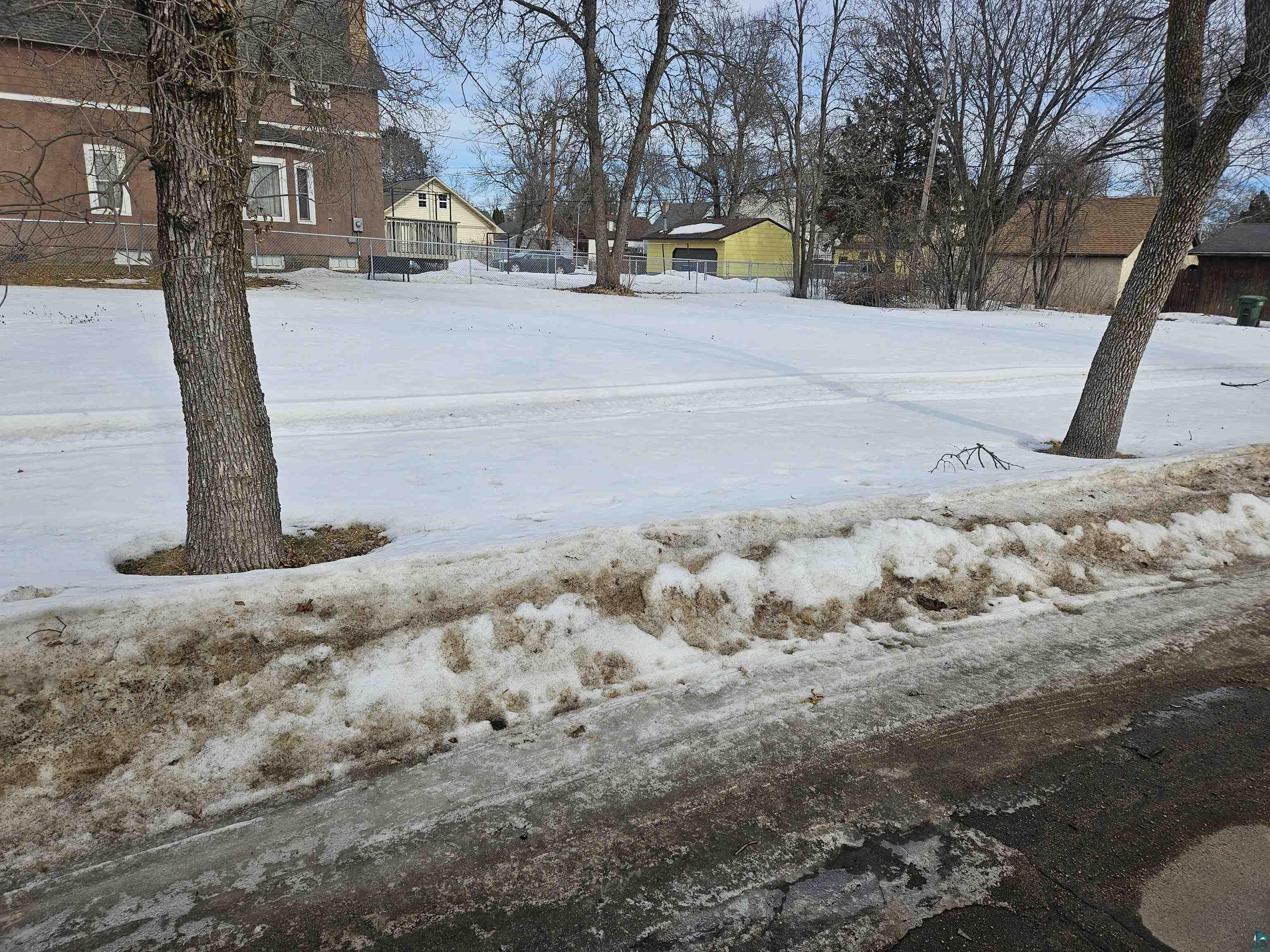 2724 2nd Ave E, Hibbing, MN 55746 Listing Photo  2