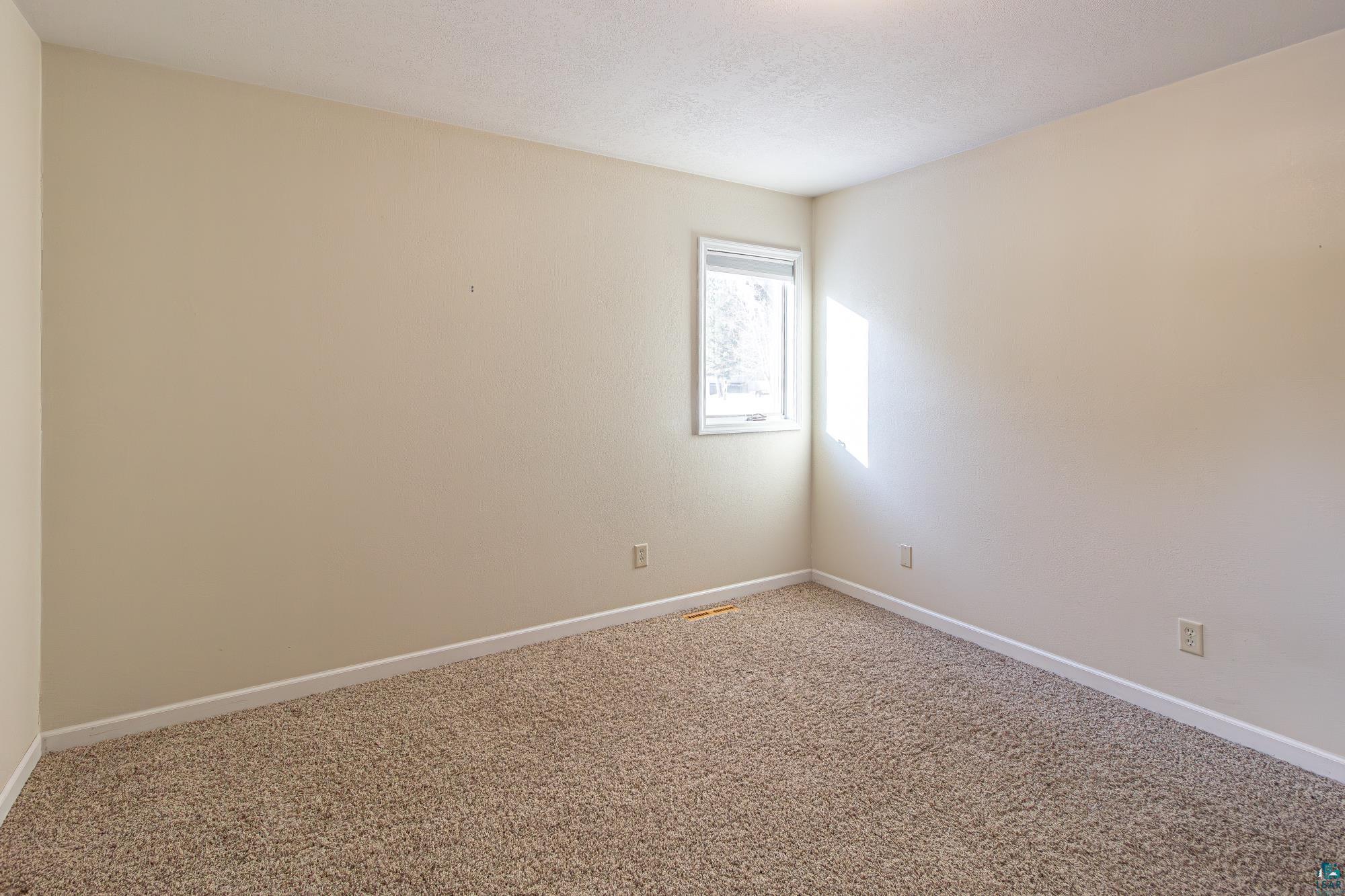 18 Dogwood Blvd, Babbitt, MN 55706 Listing Photo  24