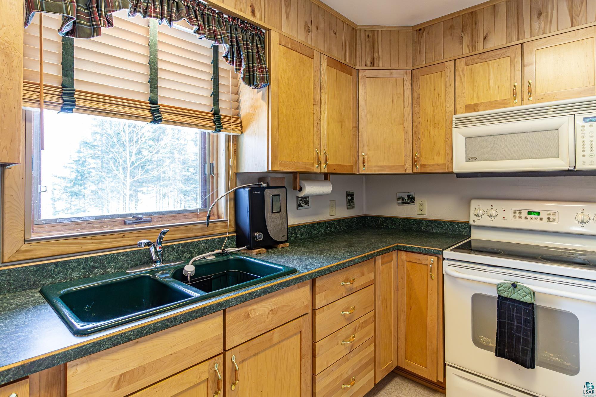 1859 Bobence Rd, Ely, MN 55731 Listing Photo  5