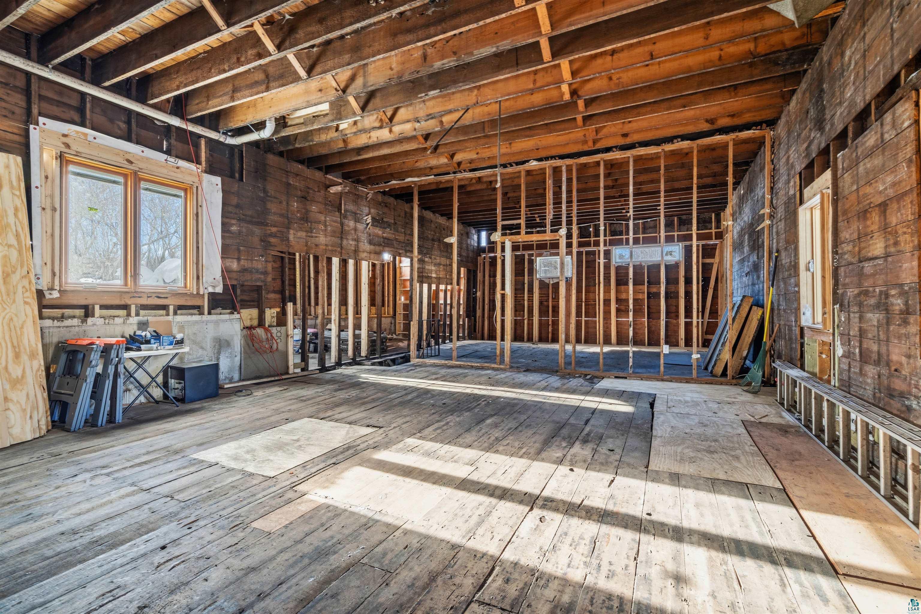 2502 W 3rd St, Duluth, MN 55806 Listing Photo  15