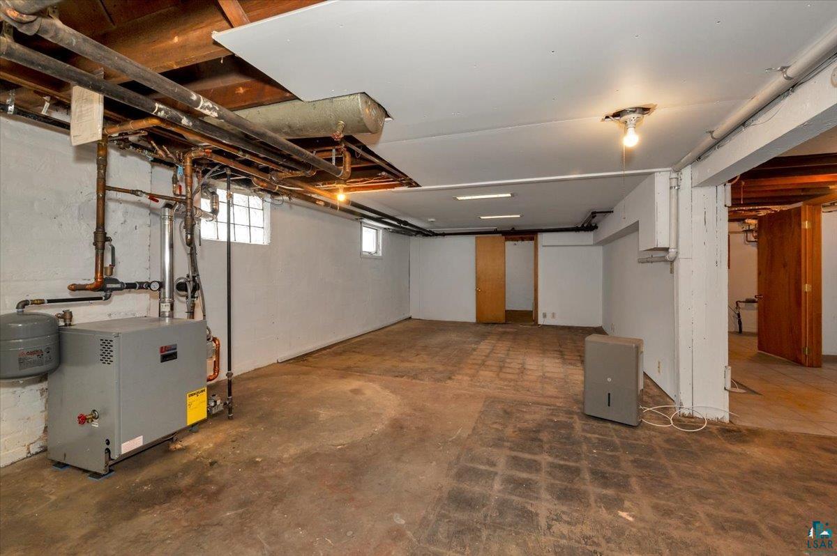 845 Grandview Ave, Duluth, MN 55812 Listing Photo  27