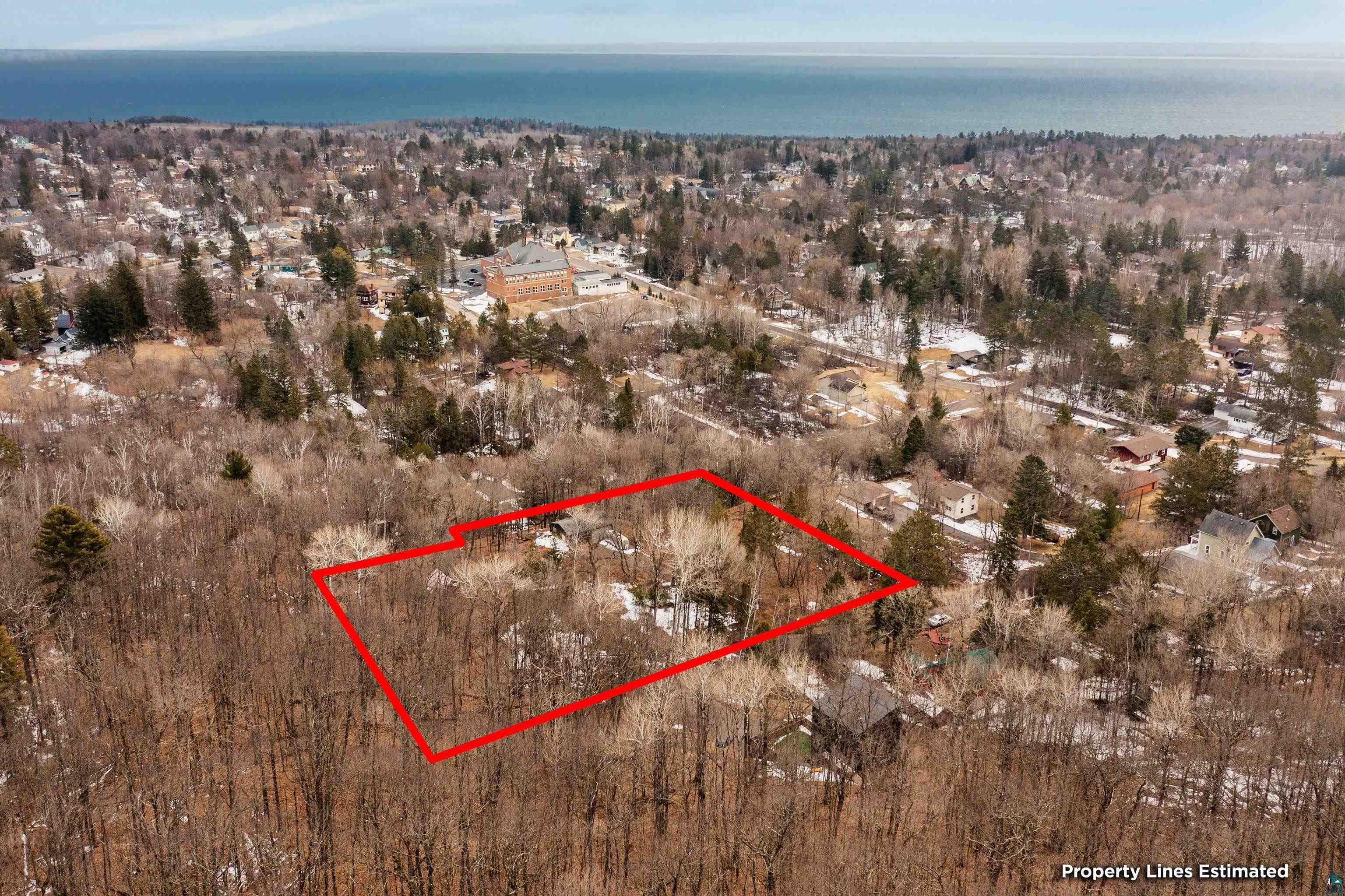 2234 Dunedin Ave, Duluth, MN 55803 Listing Photo  7