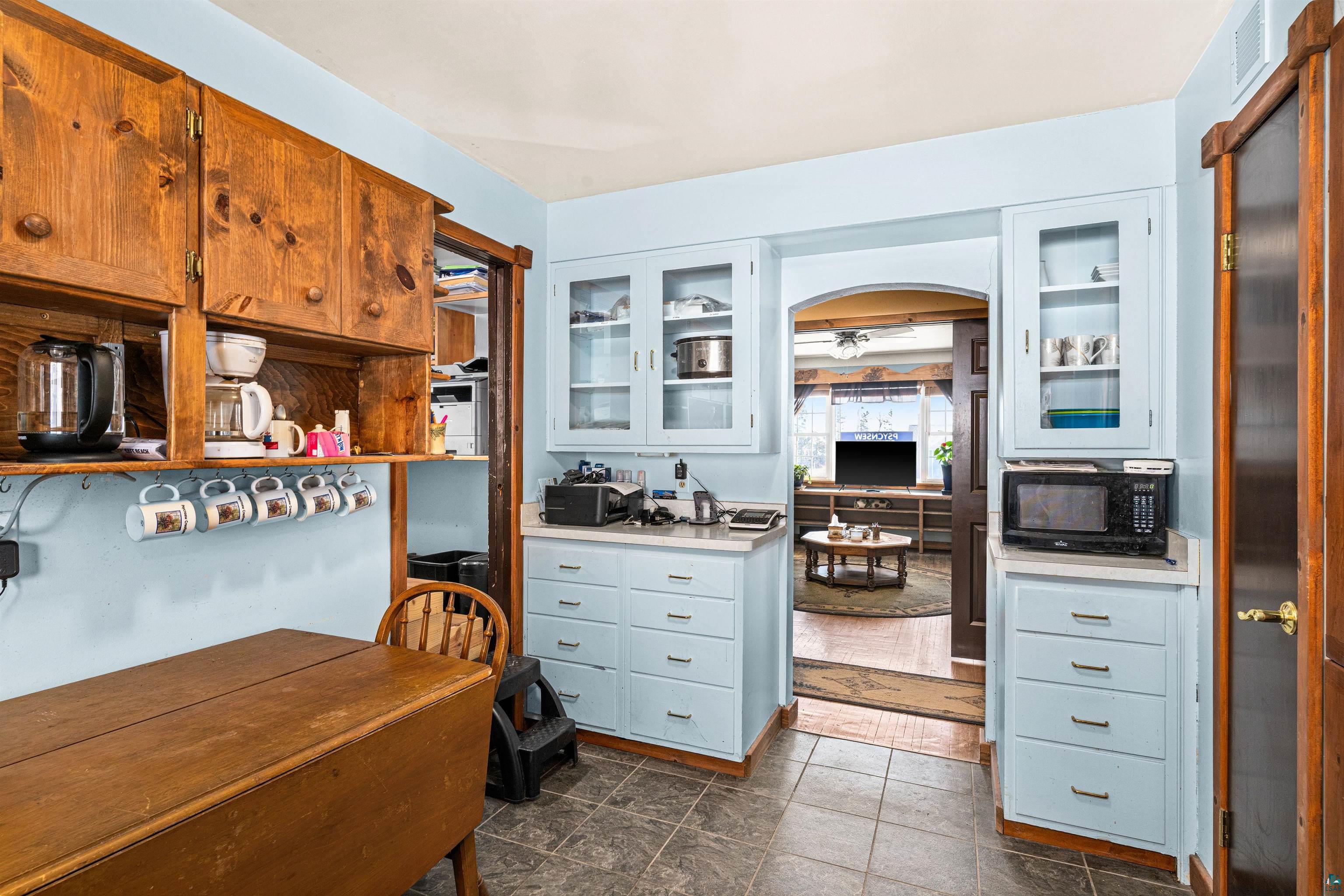 6015 E Superior St, Duluth, MN 55804 Listing Photo  13