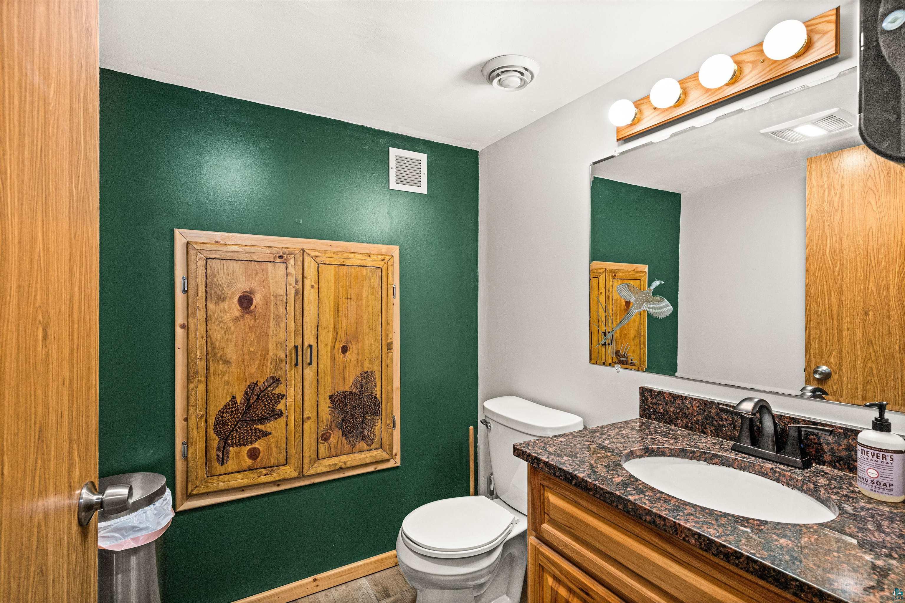 6015 E Superior St, Duluth, MN 55804 Listing Photo  26