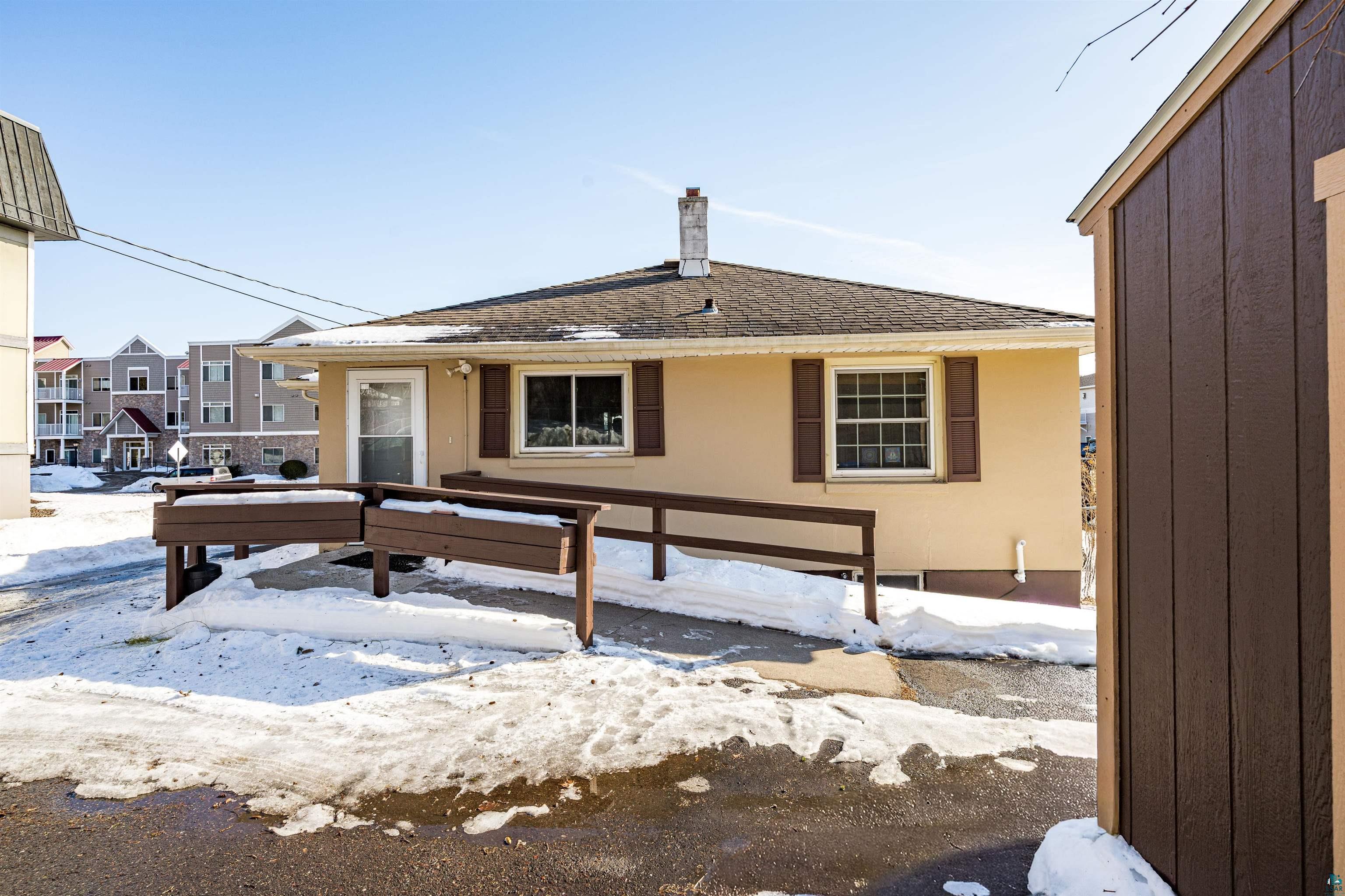 6015 E Superior St, Duluth, MN 55804 Listing Photo  36