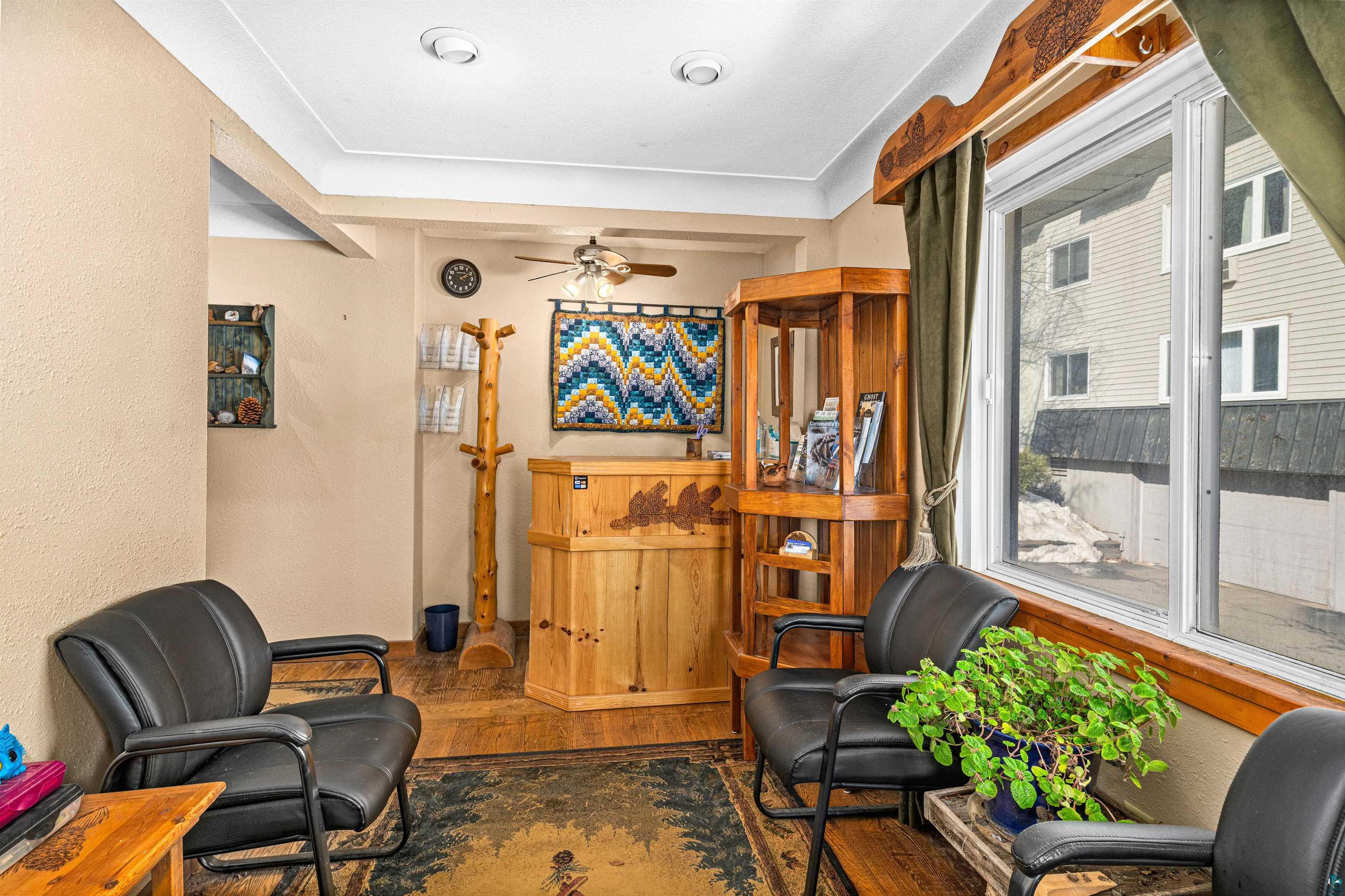 6015 E Superior St, Duluth, MN 55804 Listing Photo  5