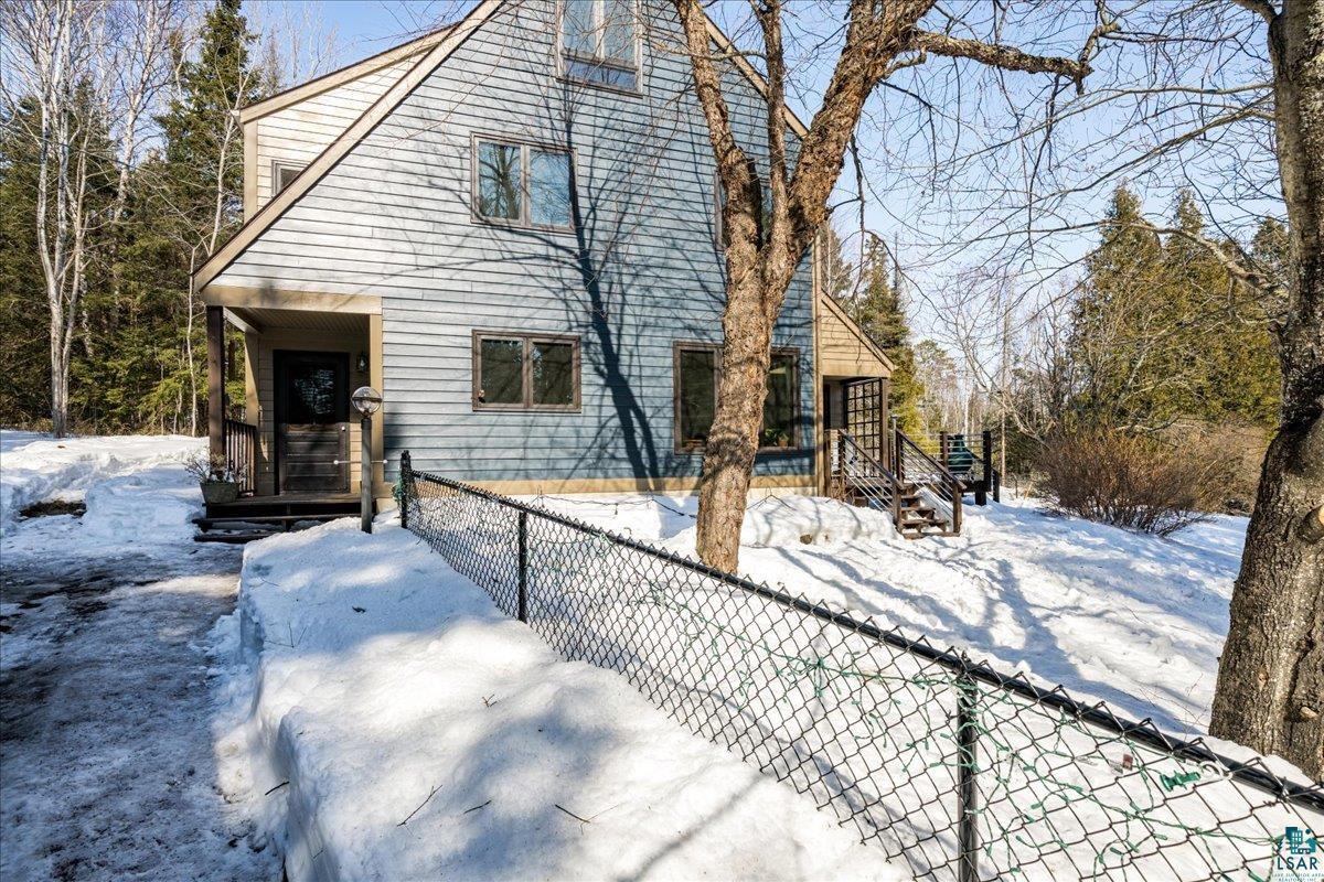 5875 North Shore Dr, Duluth, MN 55805 Listing Photo  2
