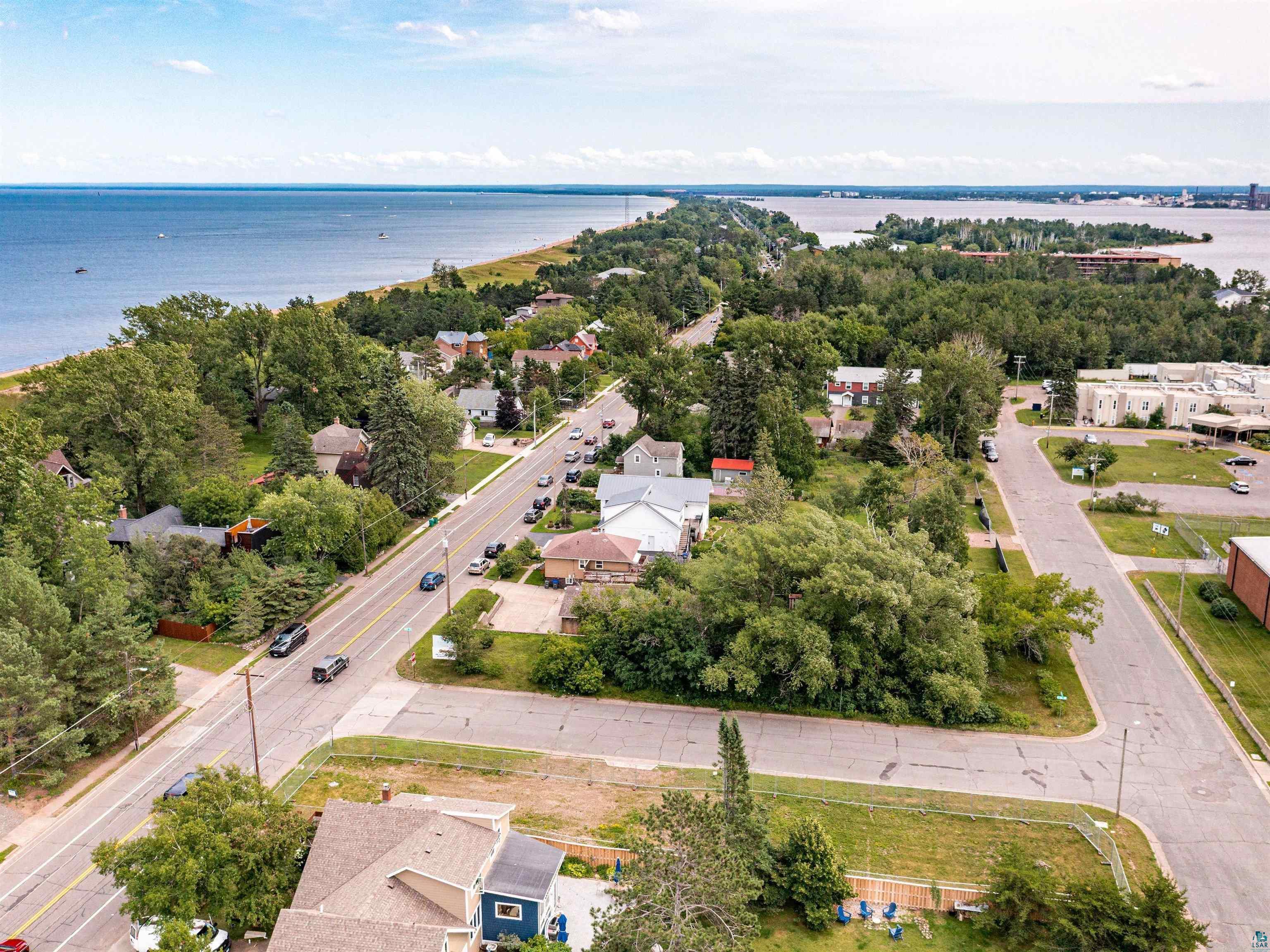 1439 Minnesota Ave, Duluth, MN 55802 Listing Photo  2