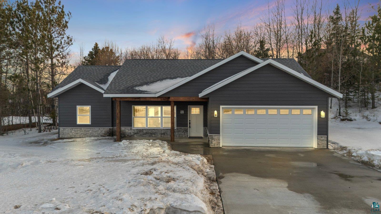 912 Carter Cr, Eveleth, MN 55734 Listing Photo  5