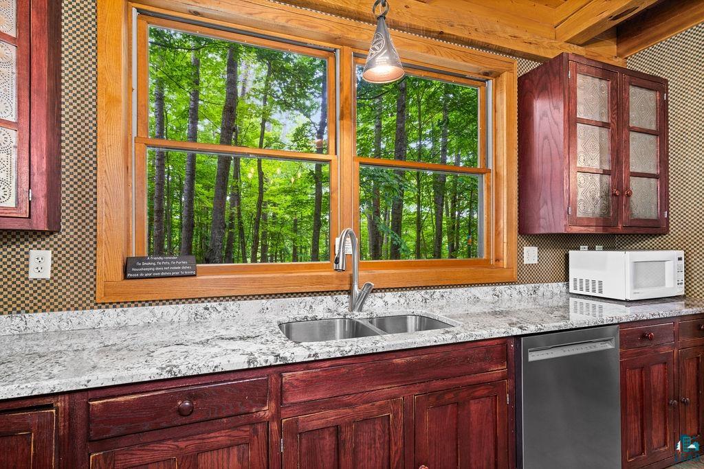 4822 E Tri Lakes Rd, Superior, WI 54880 Listing Photo  14