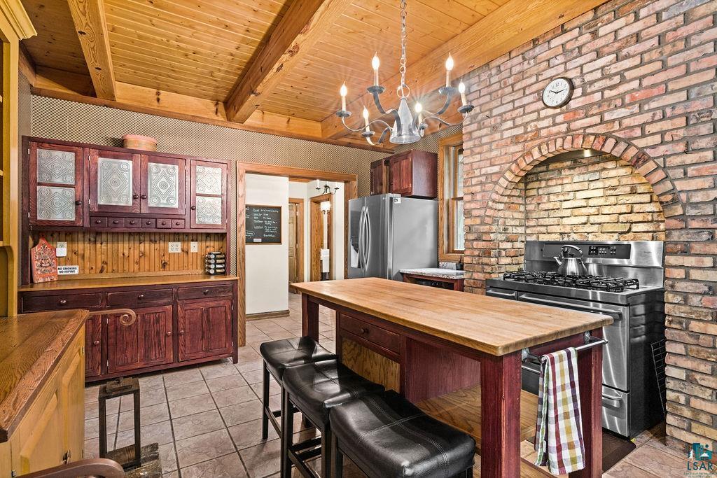 4822 E Tri Lakes Rd, Superior, WI 54880 Listing Photo  3