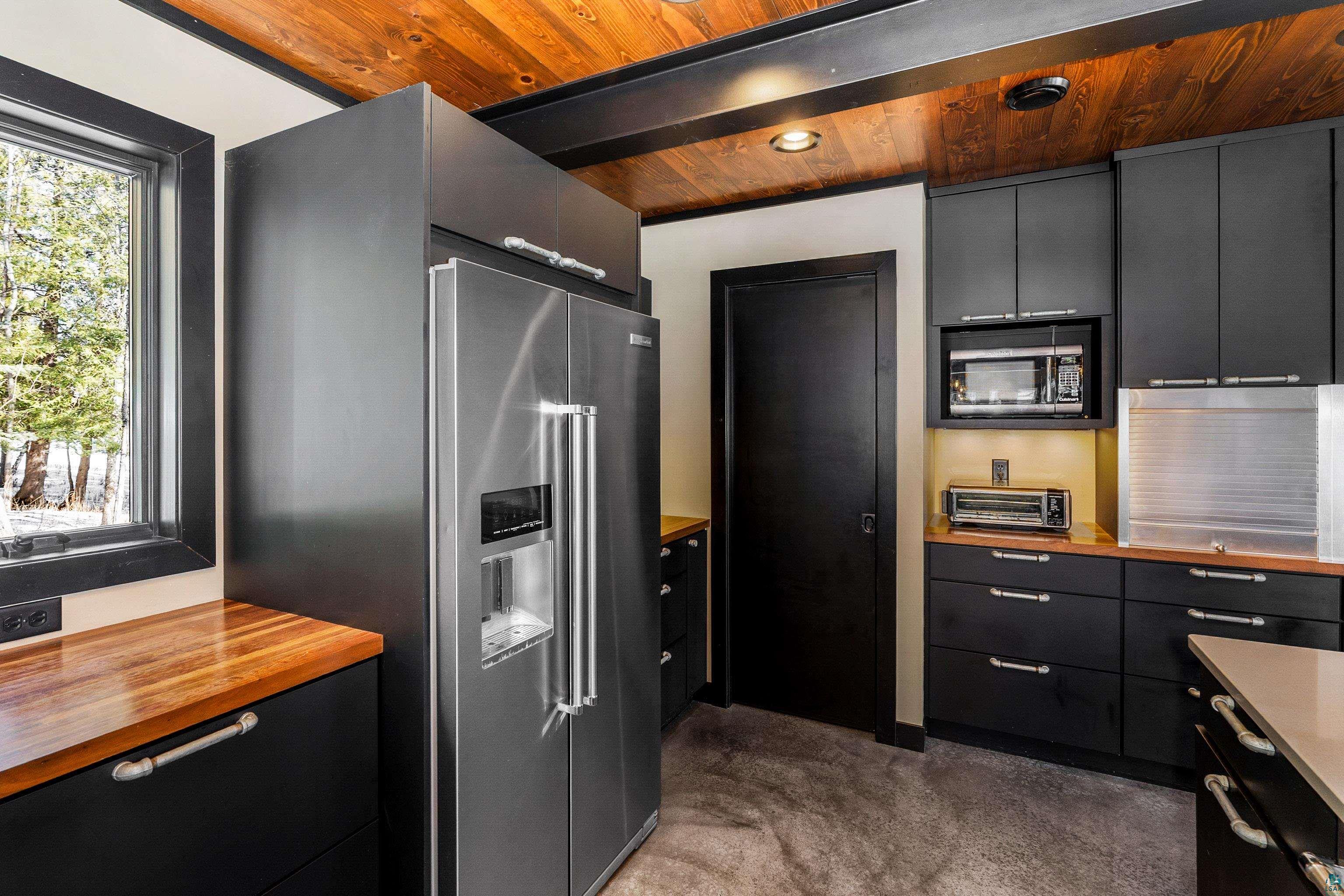 3515 Greysolon Rd, Duluth, MN 55804 Listing Photo  8