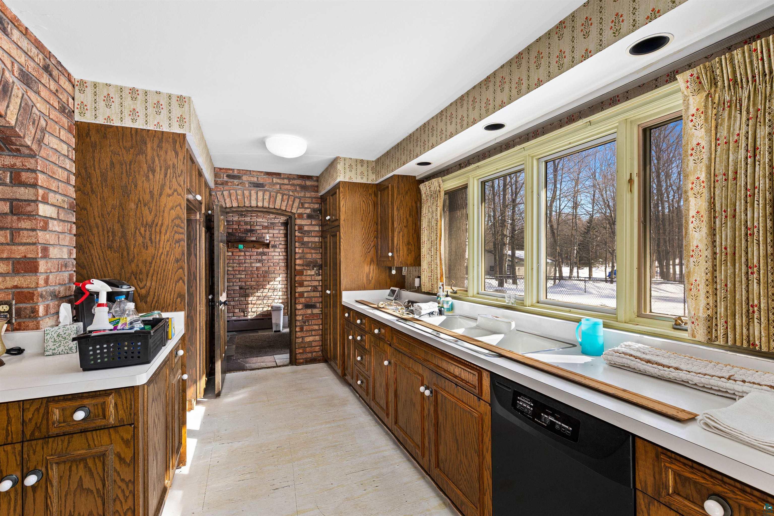 5781 S Pike Lake Rd, Duluth, MN 55811 Listing Photo  32