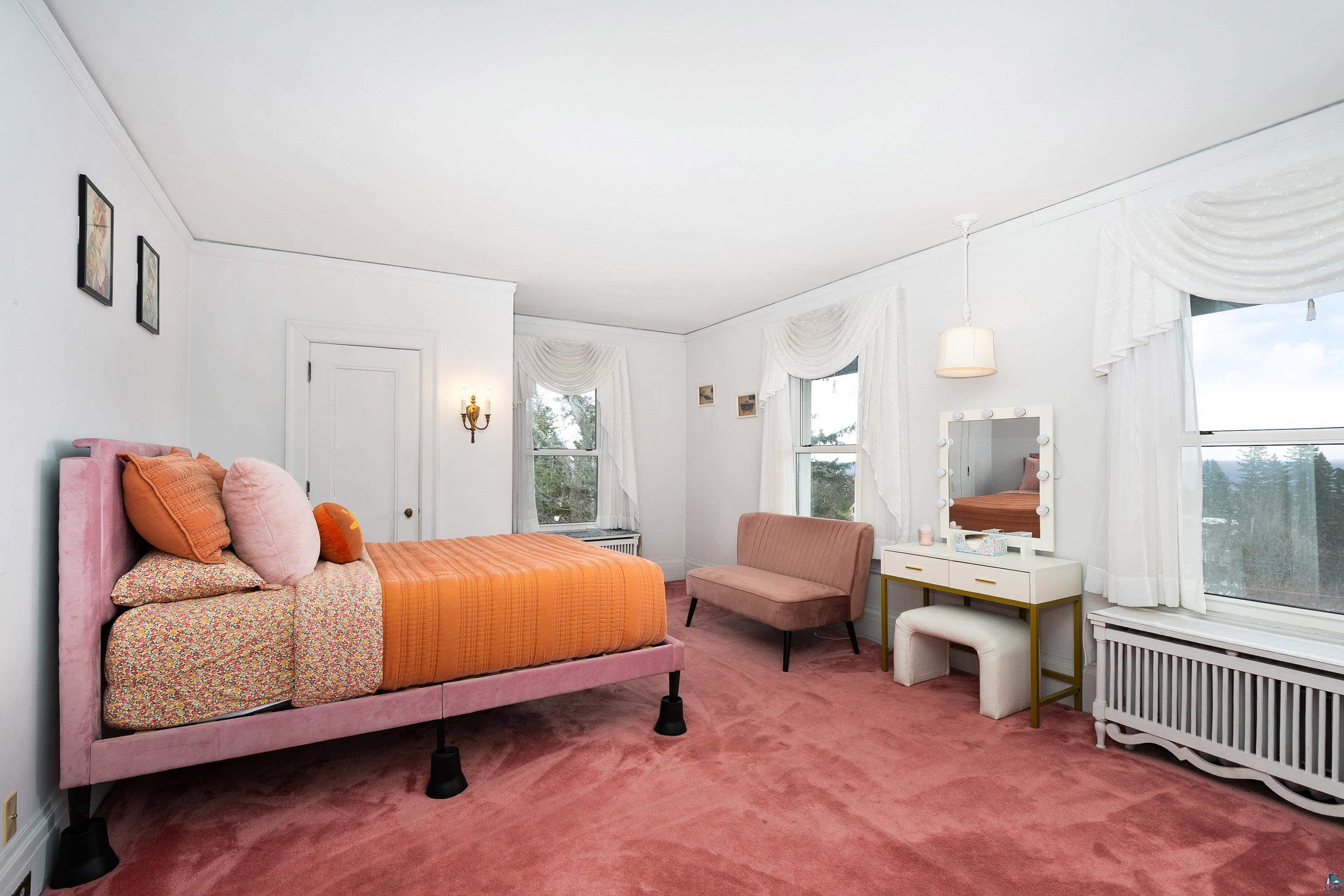 2514 E Superior St, Duluth, MN 55812 Listing Photo  47