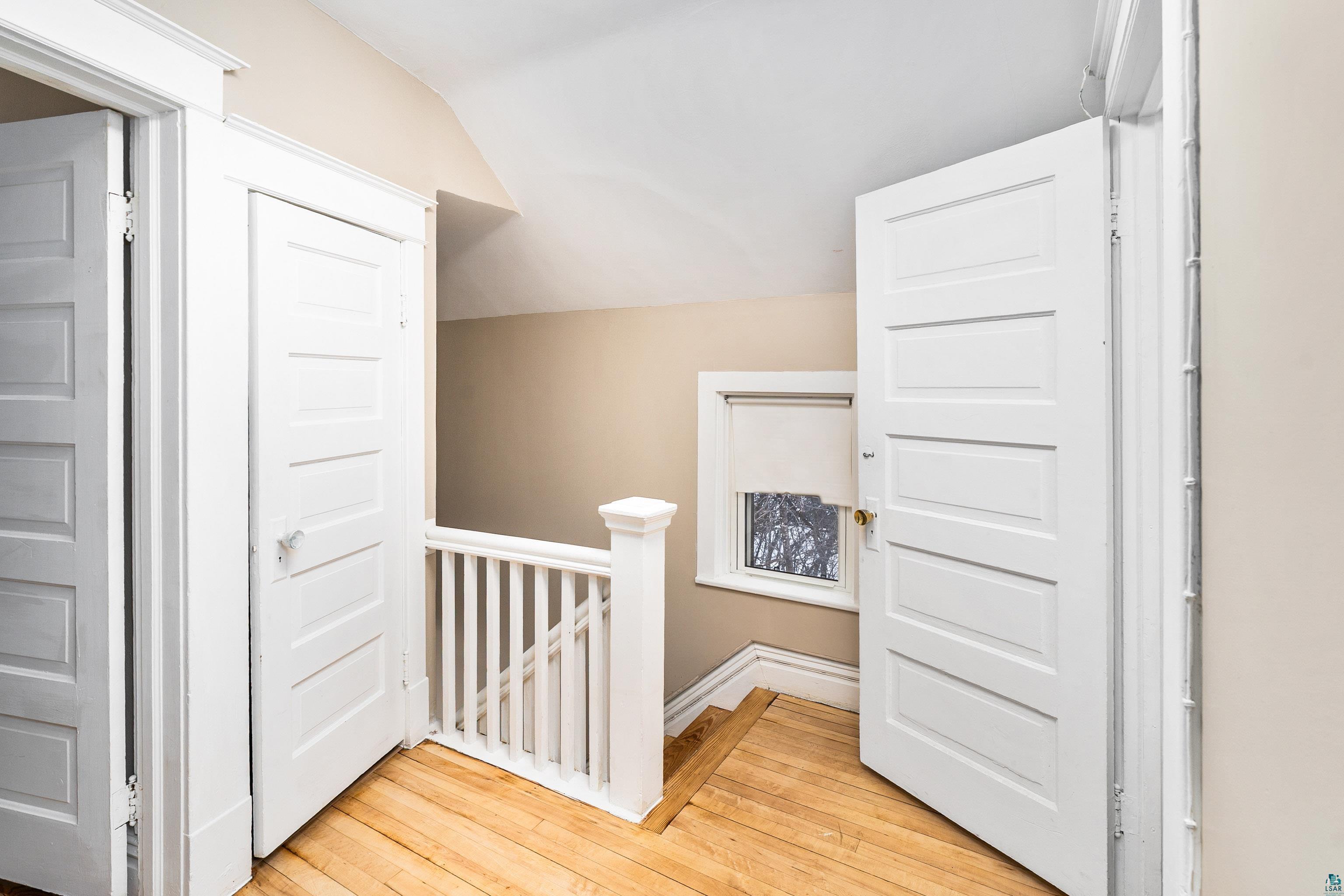 706 E 11th St, Duluth, MN 55805 Listing Photo  20
