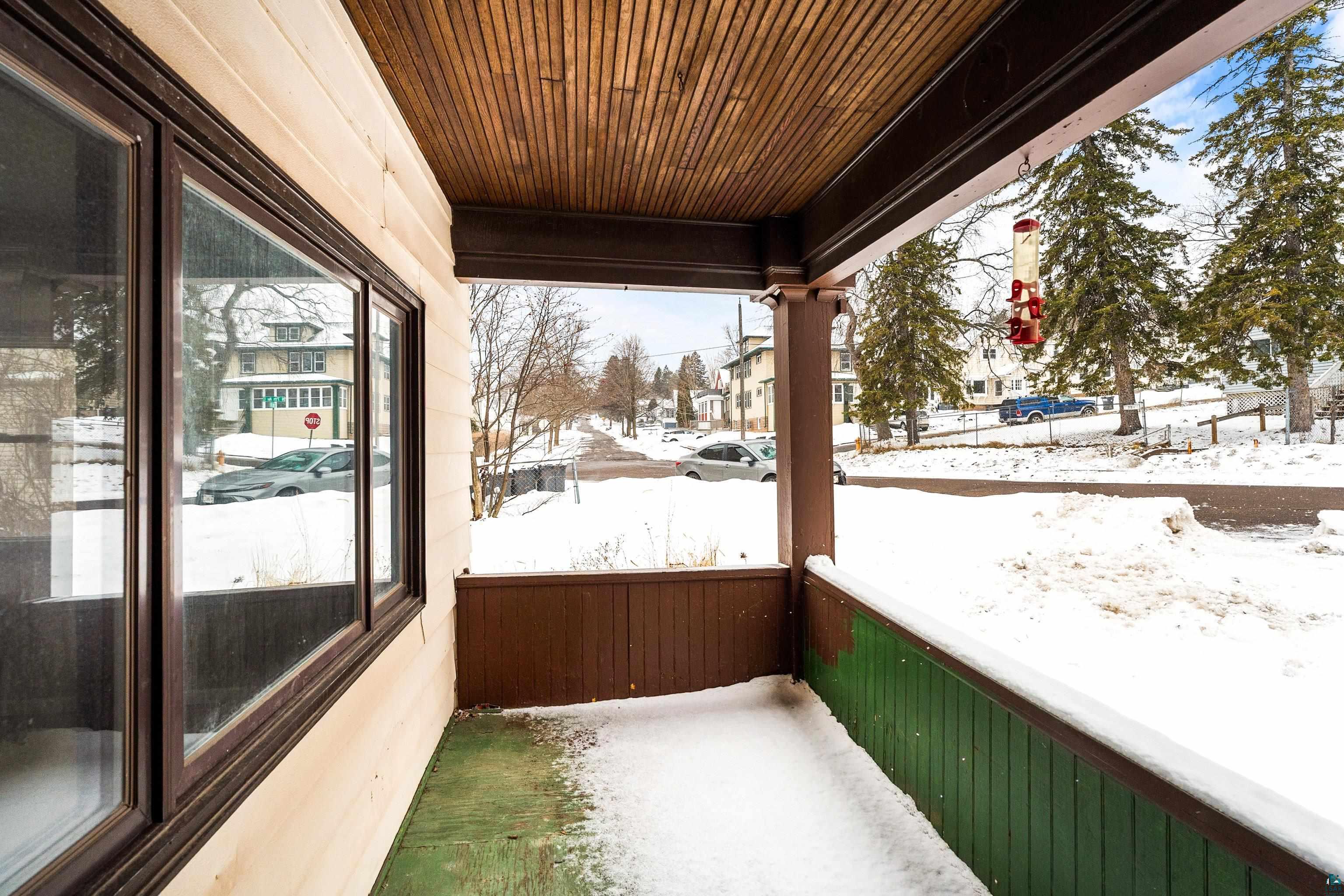 706 E 11th St, Duluth, MN 55805 Listing Photo  3
