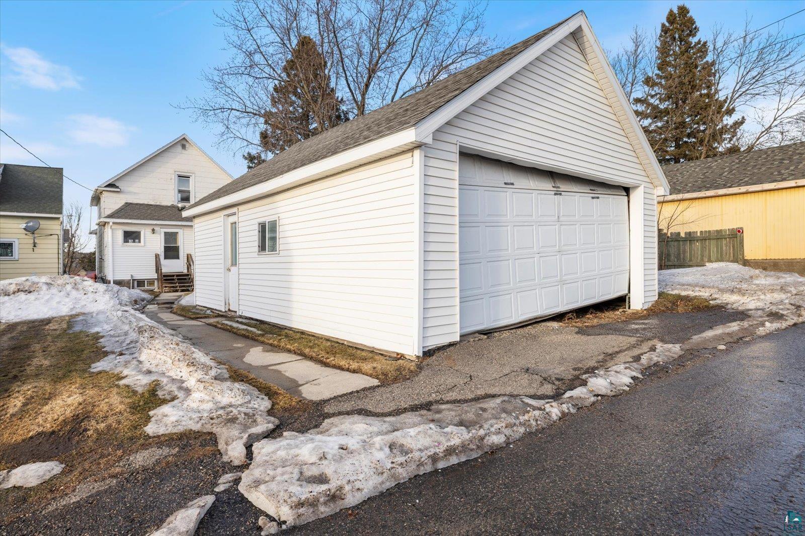 616 Summit St, Eveleth, MN 55734-3720 Listing Photo  28