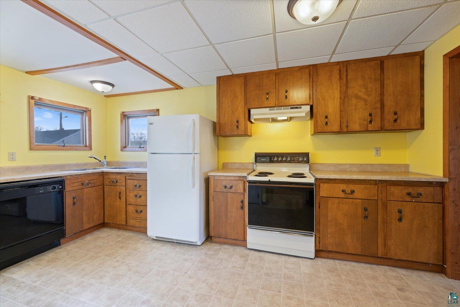 616 Summit St, Eveleth, MN 55734-3720 Listing Photo  5