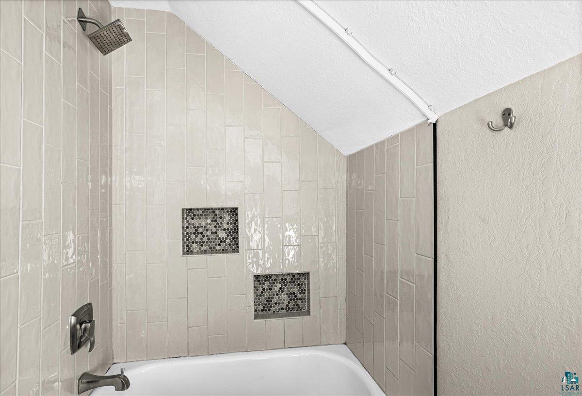 520 7th Ave, Two Harbors, MN 55616 Listing Photo  16