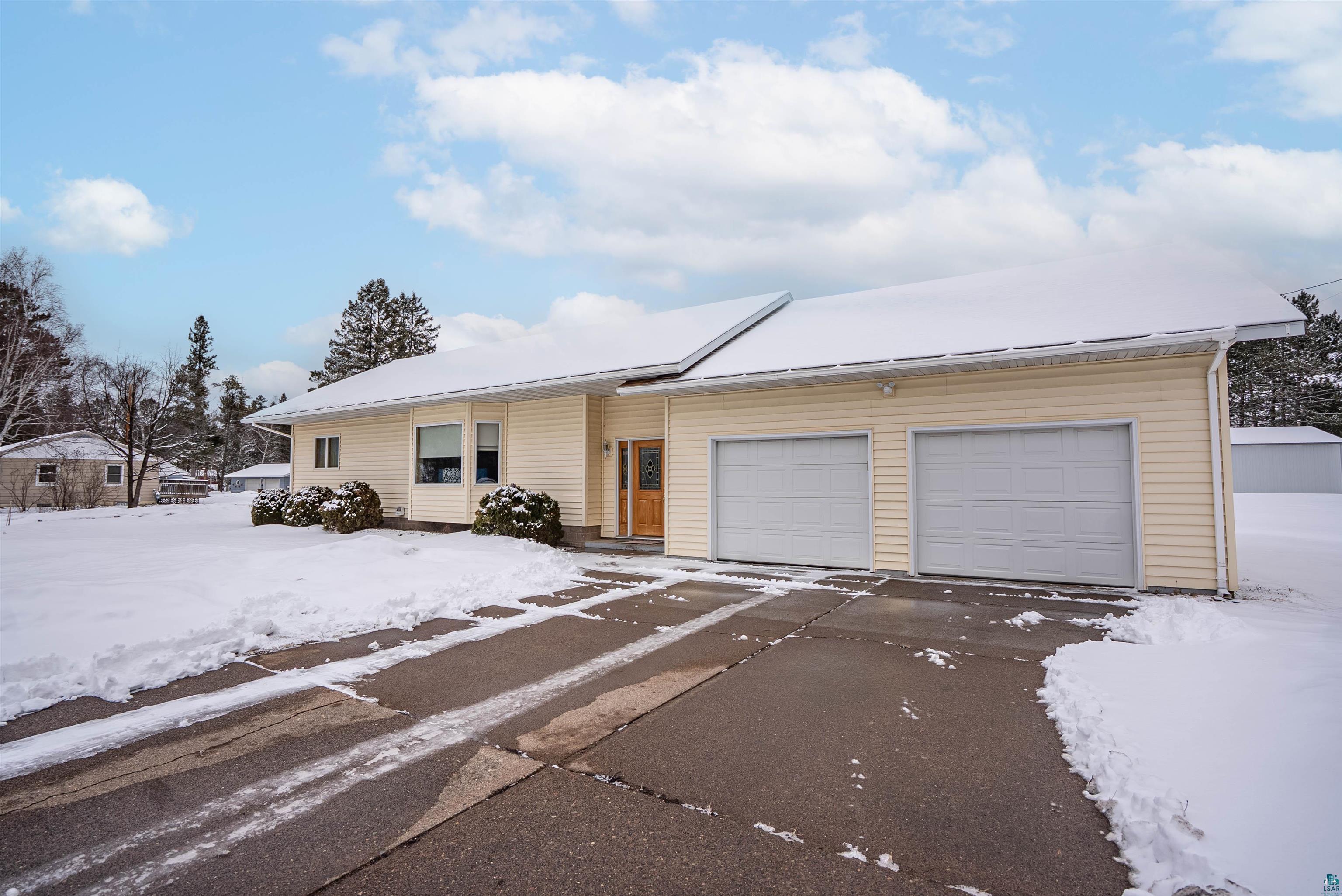 1580 Olsonville Rd, Carlton, MN 55718 Listing Photo  2