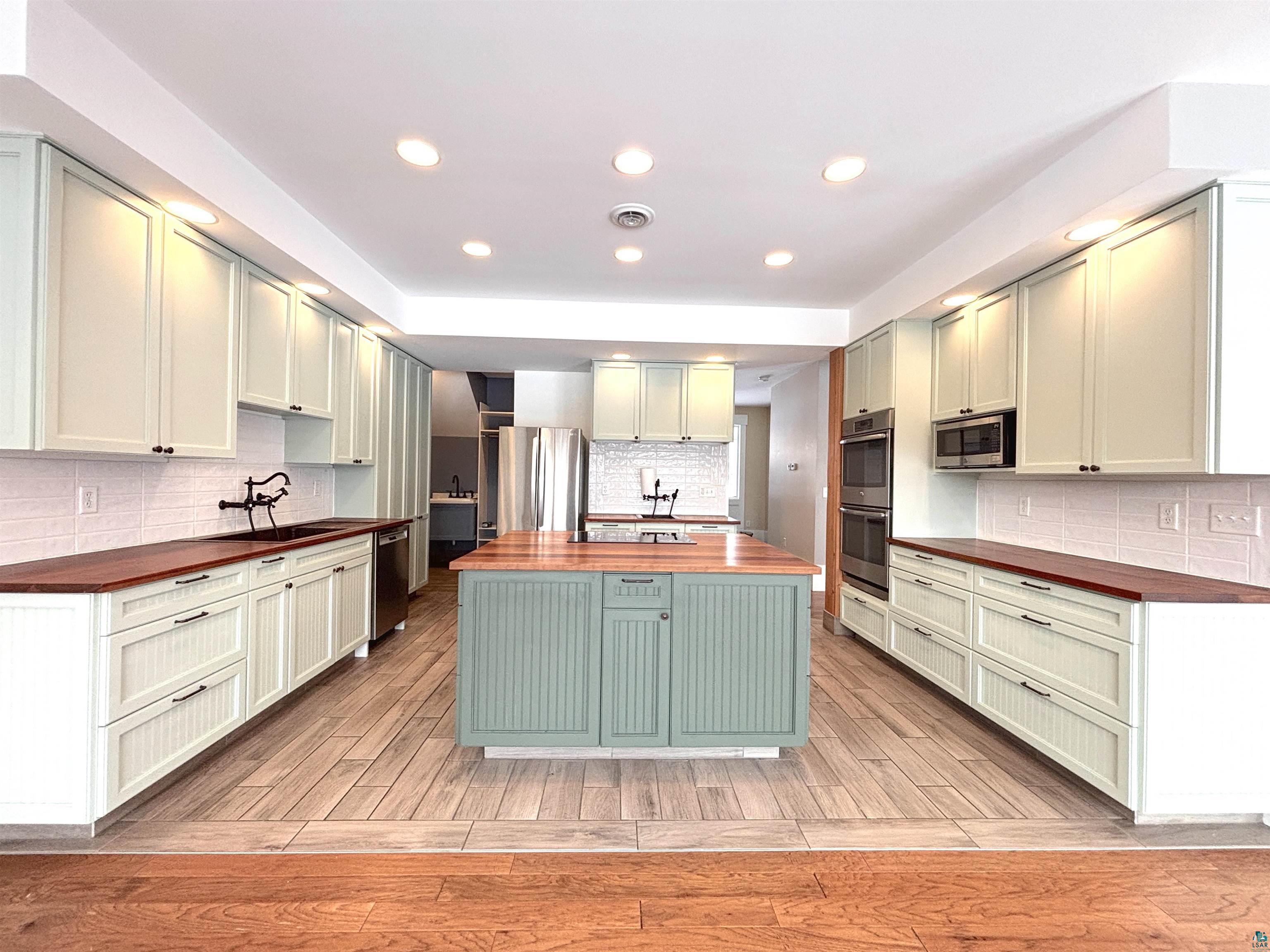2718 Northridge Dr, Duluth, MN 55811 Listing Photo  2