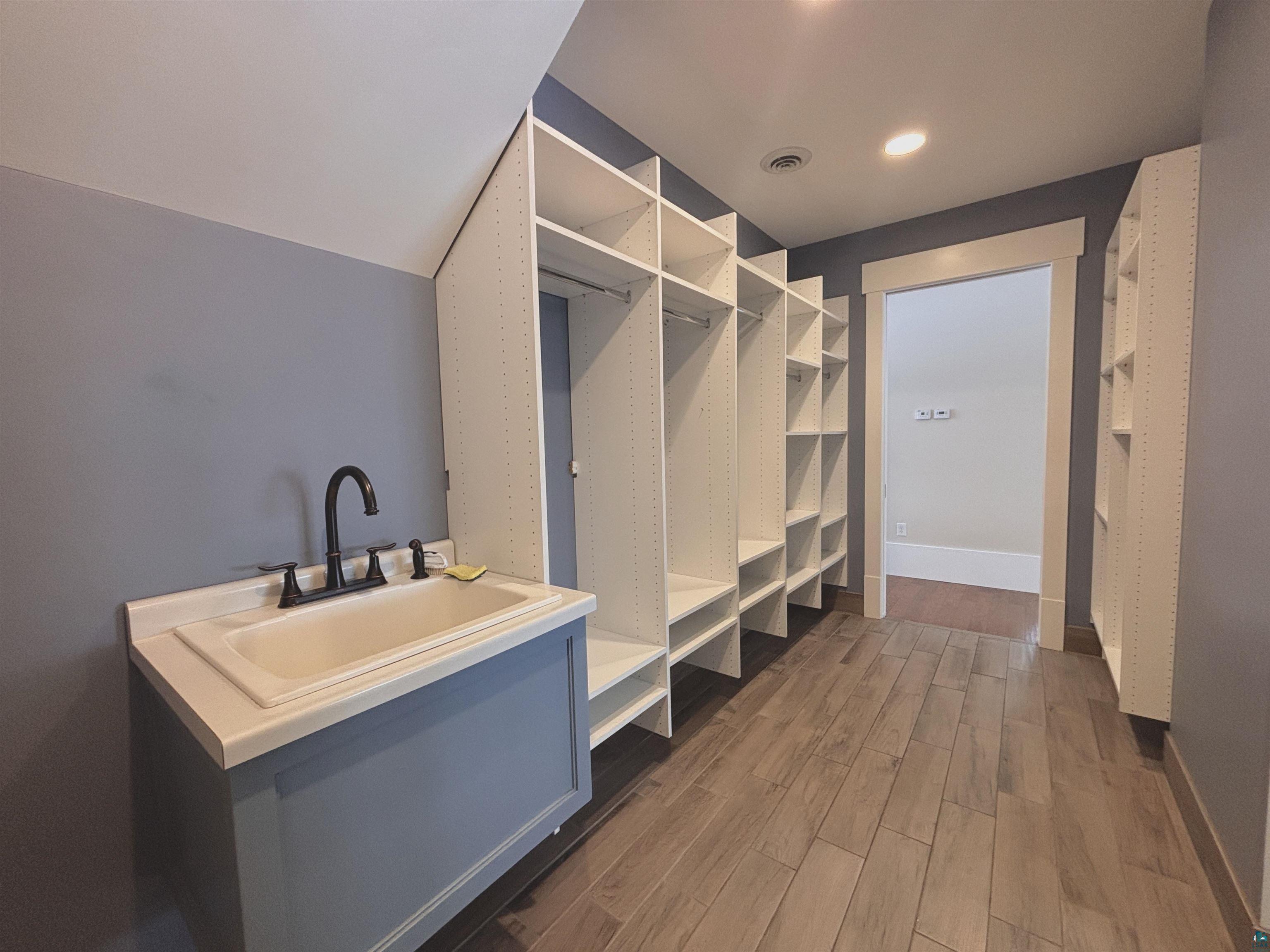 2718 Northridge Dr, Duluth, MN 55811 Listing Photo  11