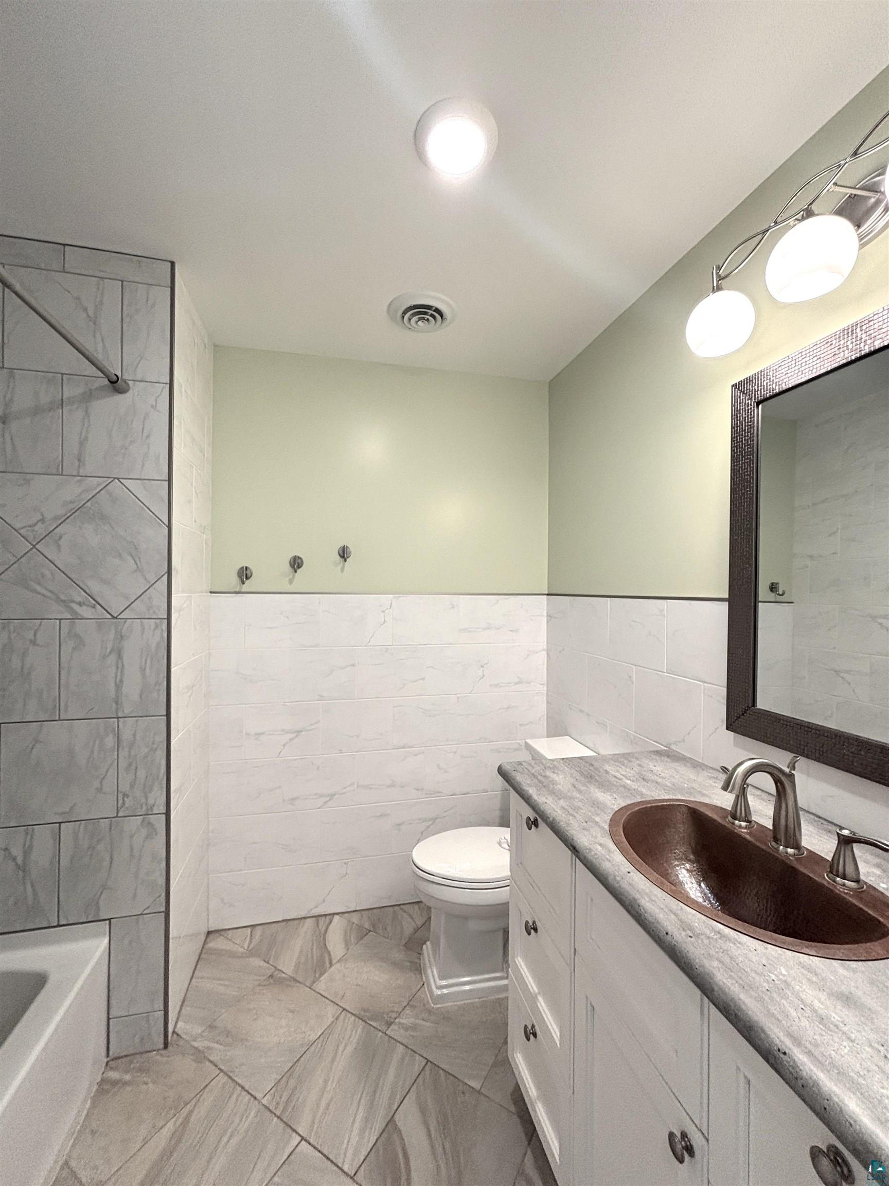 2718 Northridge Dr, Duluth, MN 55811 Listing Photo  29