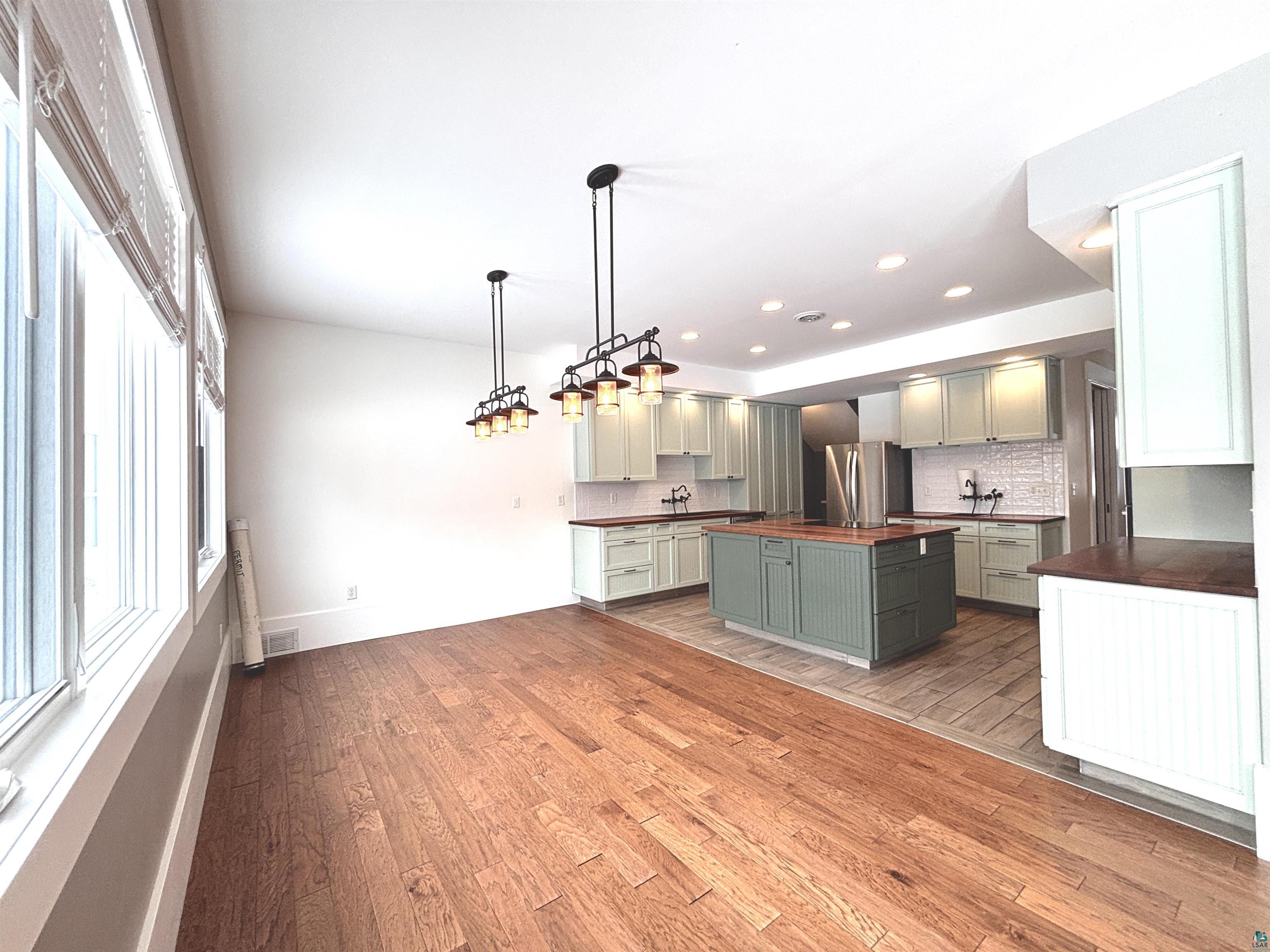 2718 Northridge Dr, Duluth, MN 55811 Listing Photo  7