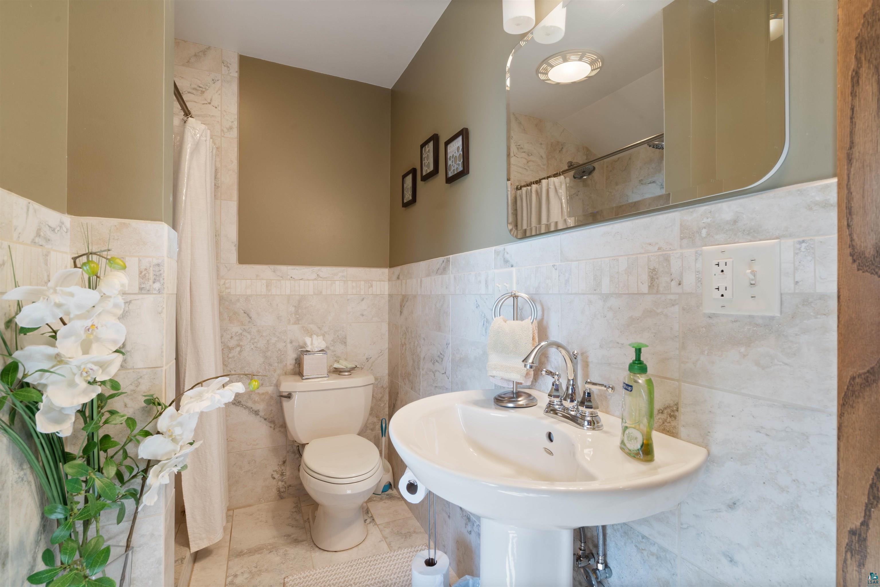 4 Lakeside Ct, Duluth, MN 55804 Listing Photo  22