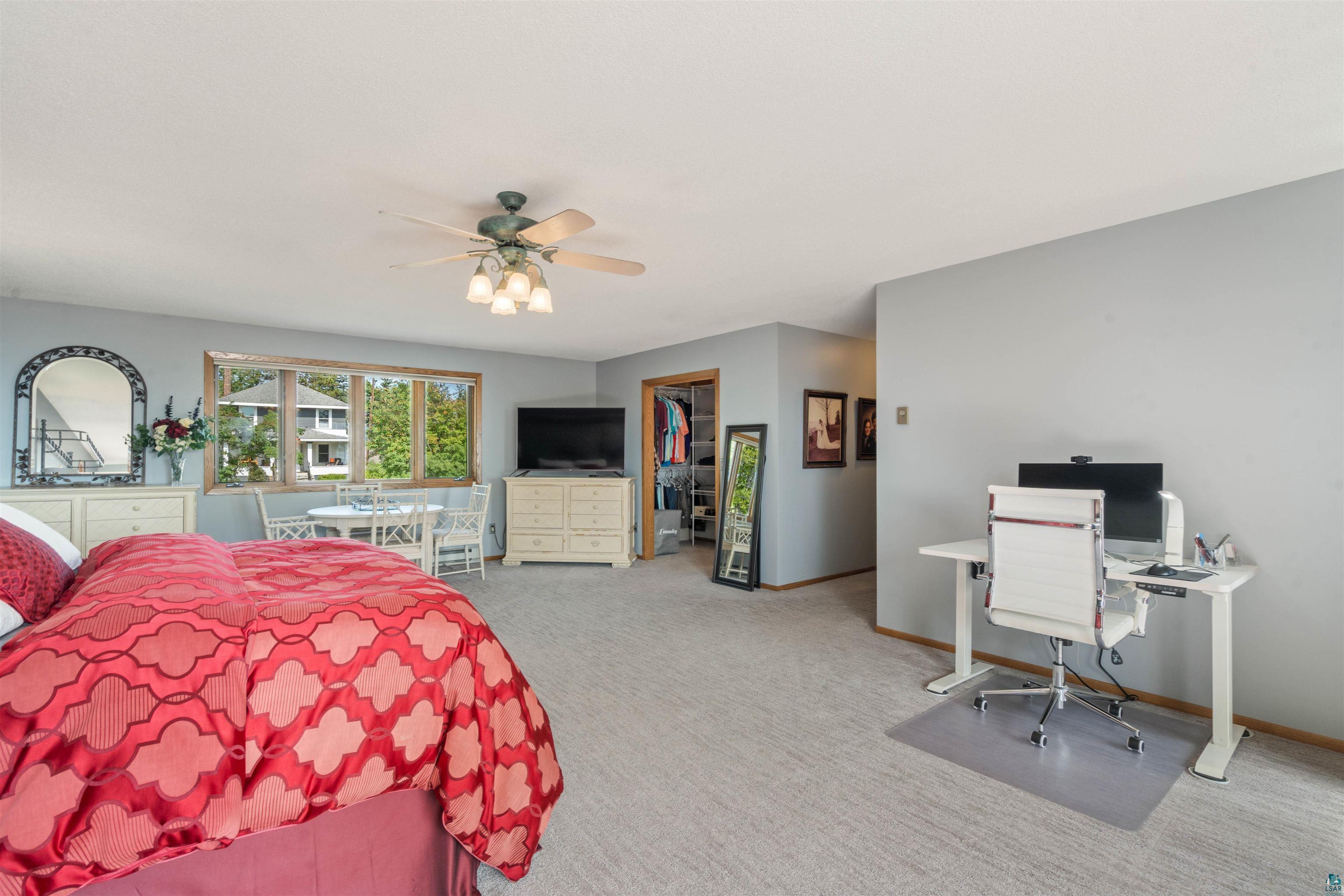 4 Lakeside Ct, Duluth, MN 55804 Listing Photo  37