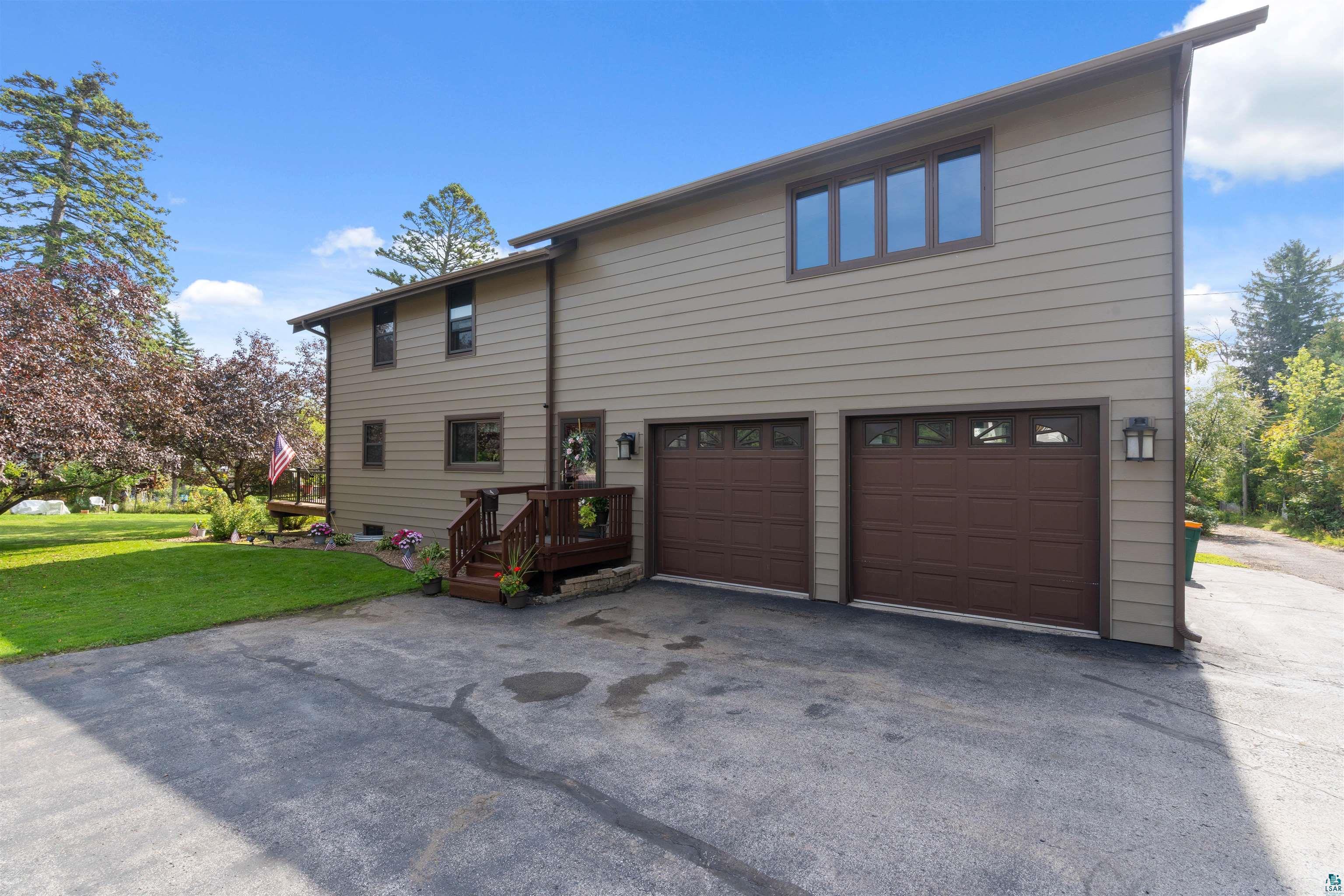 4 Lakeside Ct, Duluth, MN 55804 Listing Photo  41