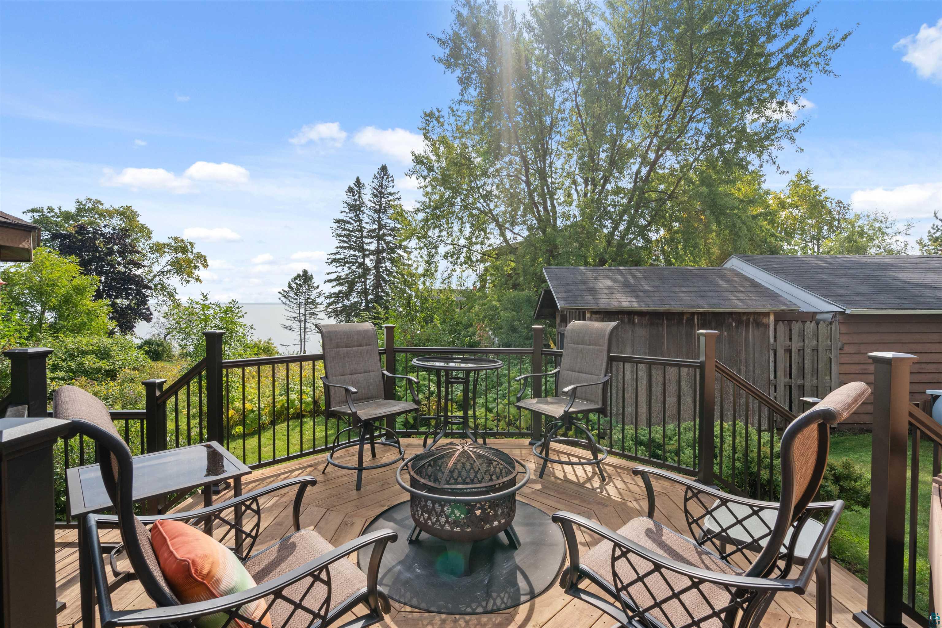 4 Lakeside Ct, Duluth, MN 55804 Listing Photo  47