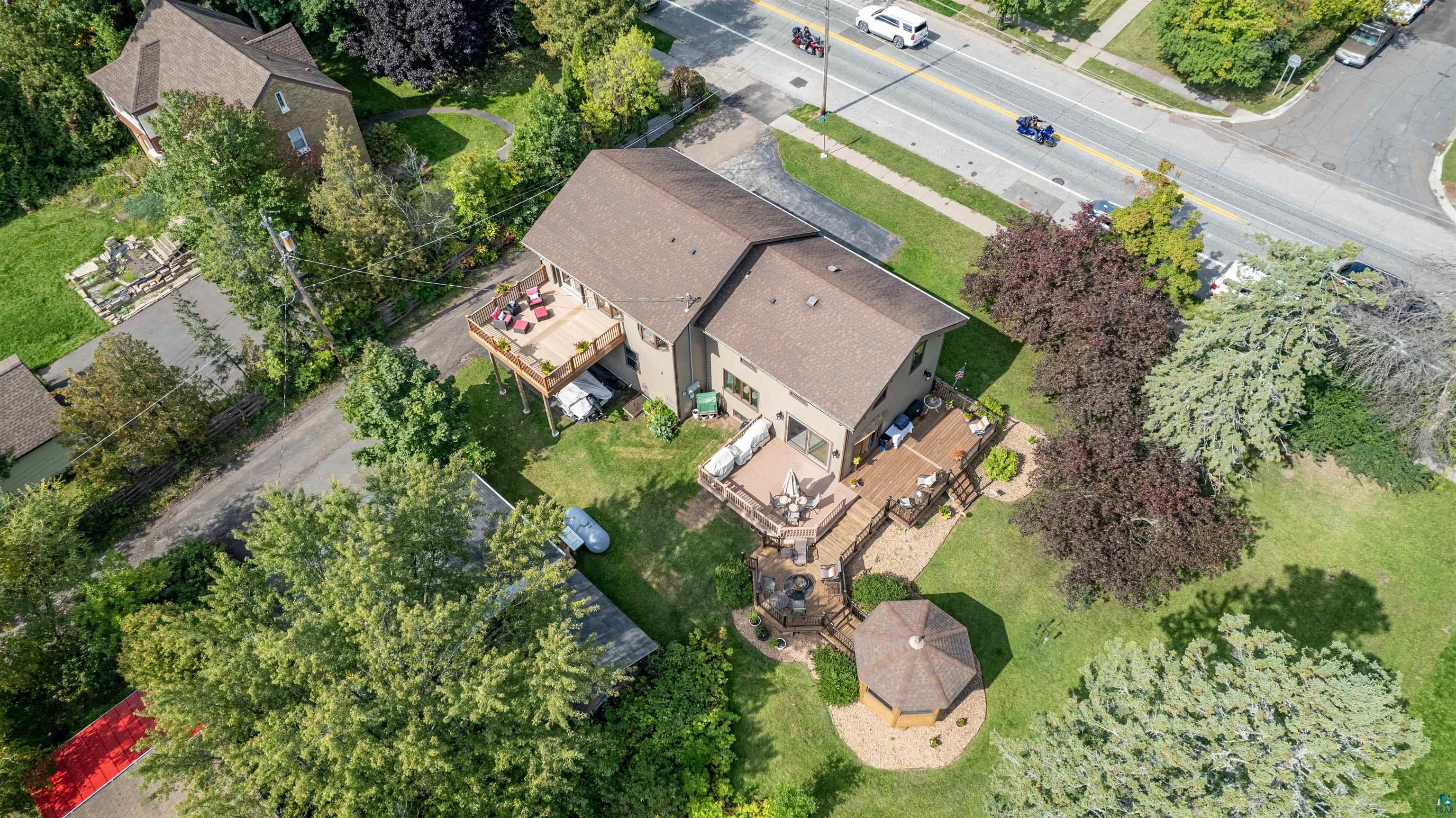 4 Lakeside Ct, Duluth, MN 55804 Listing Photo  6