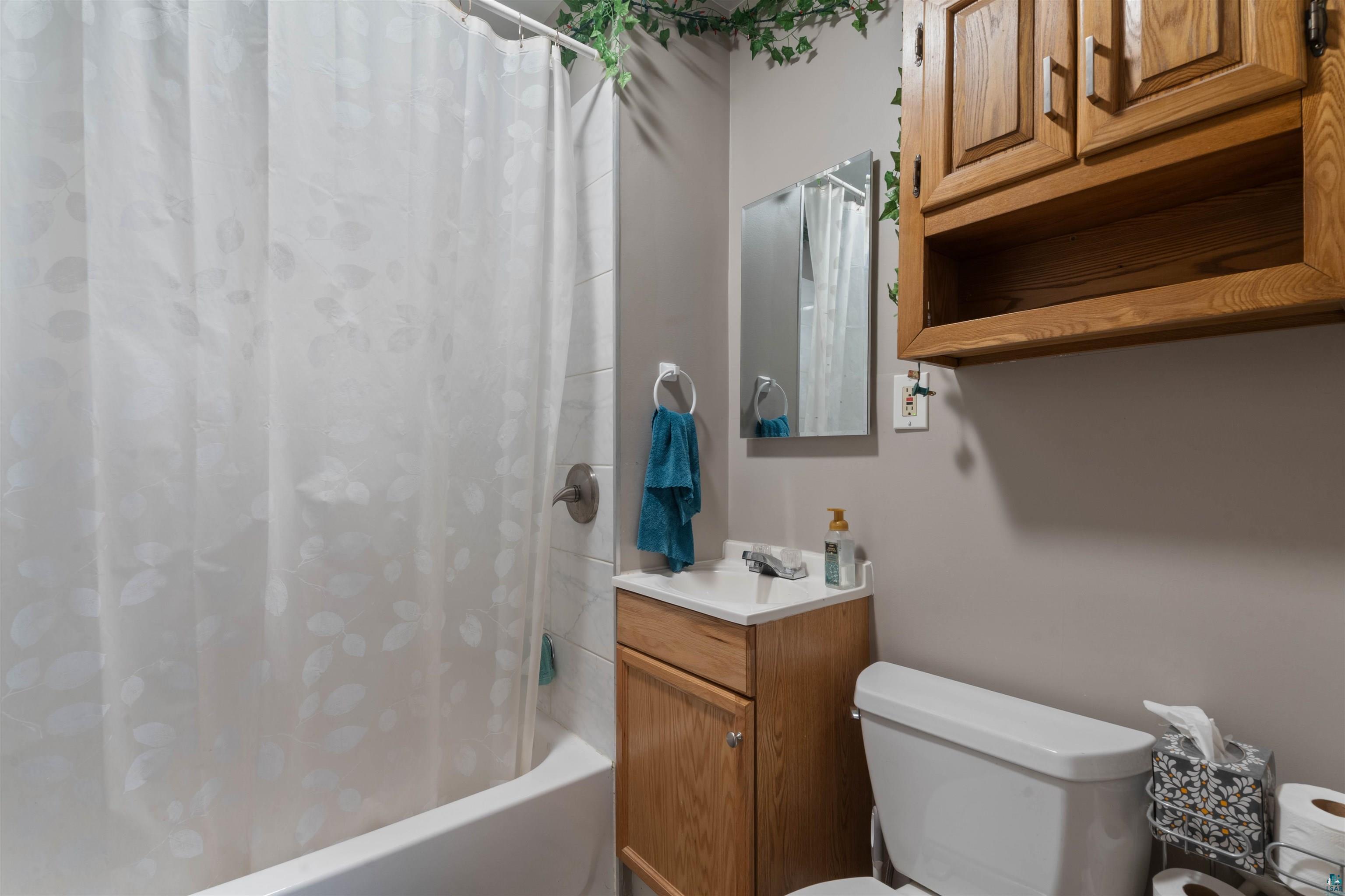2424 W 2nd St, Duluth, MN 55806 Listing Photo  15