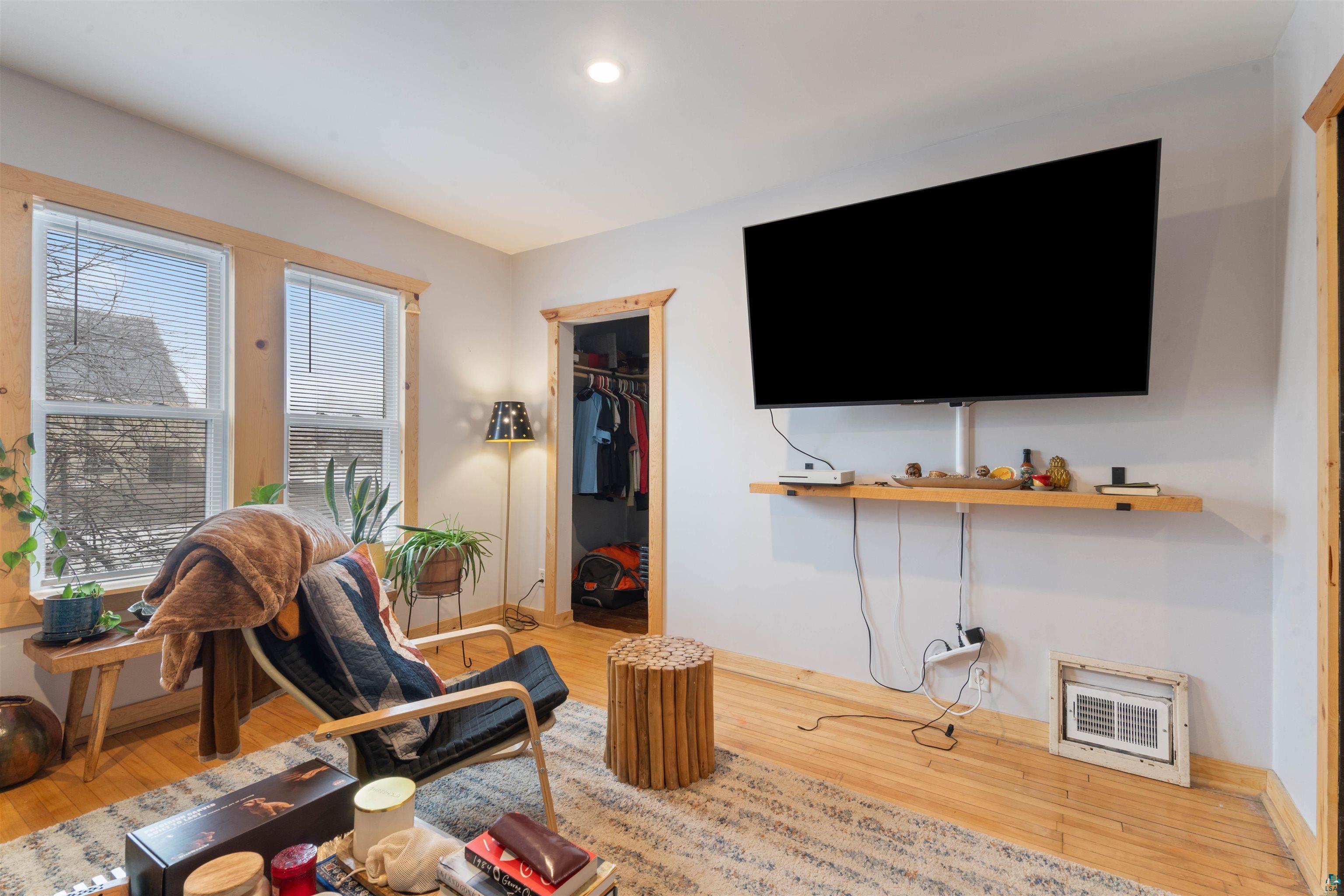 2424 W 2nd St, Duluth, MN 55806 Listing Photo  7