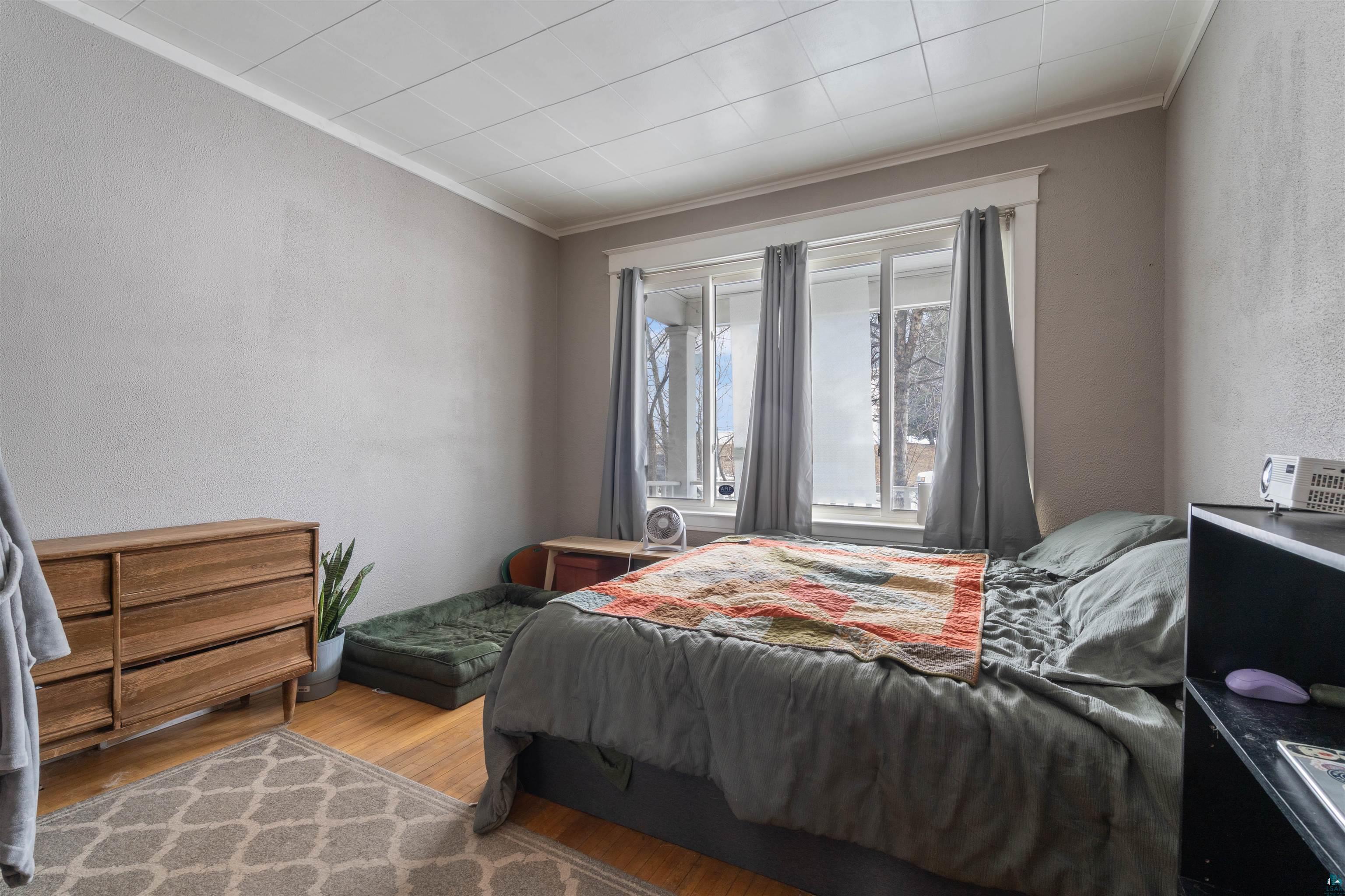 2424 W 2nd St, Duluth, MN 55806 Listing Photo  10
